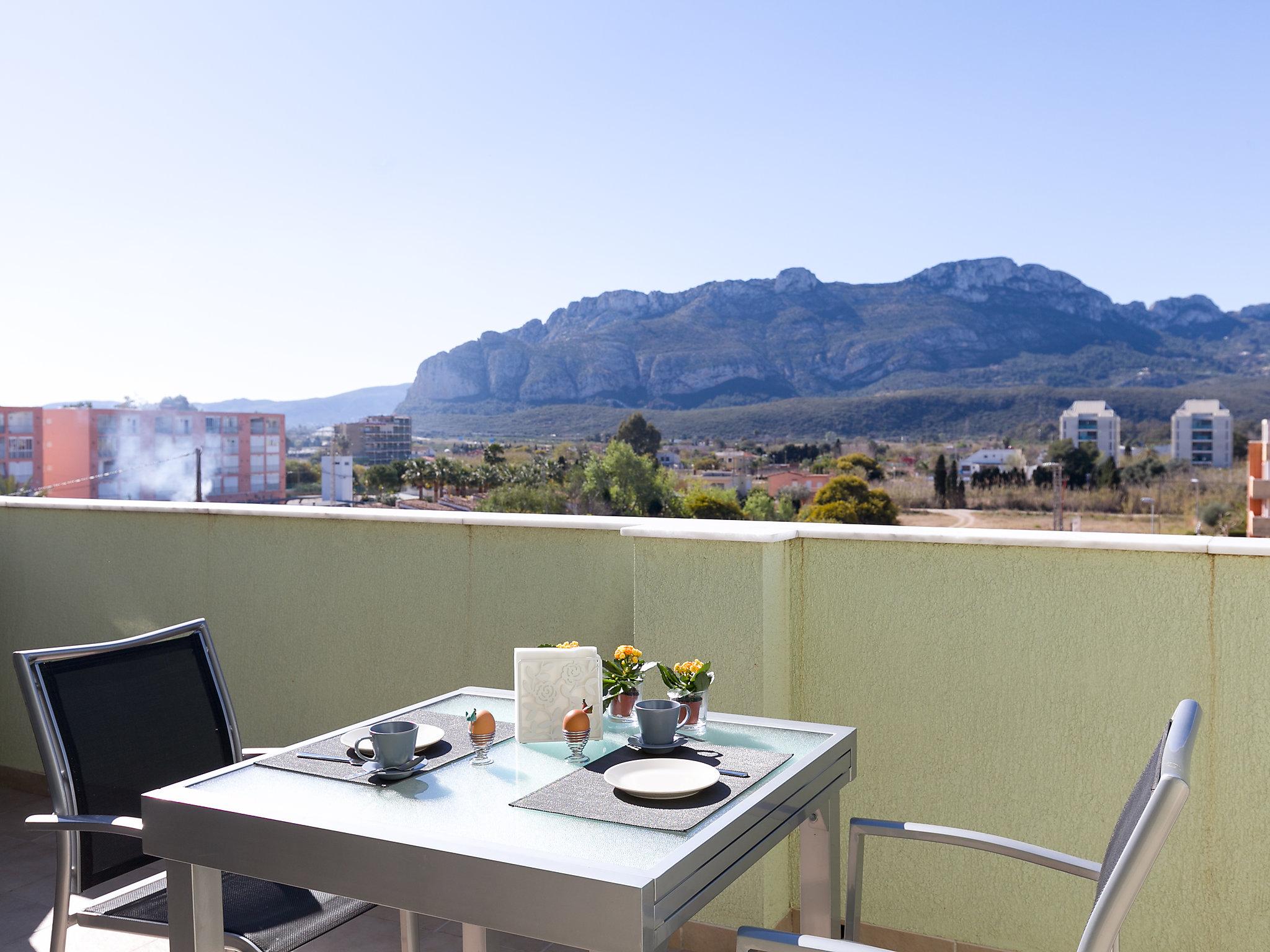 Foto 13 - Apartamento de 2 habitaciones en Dénia con piscina y vistas al mar