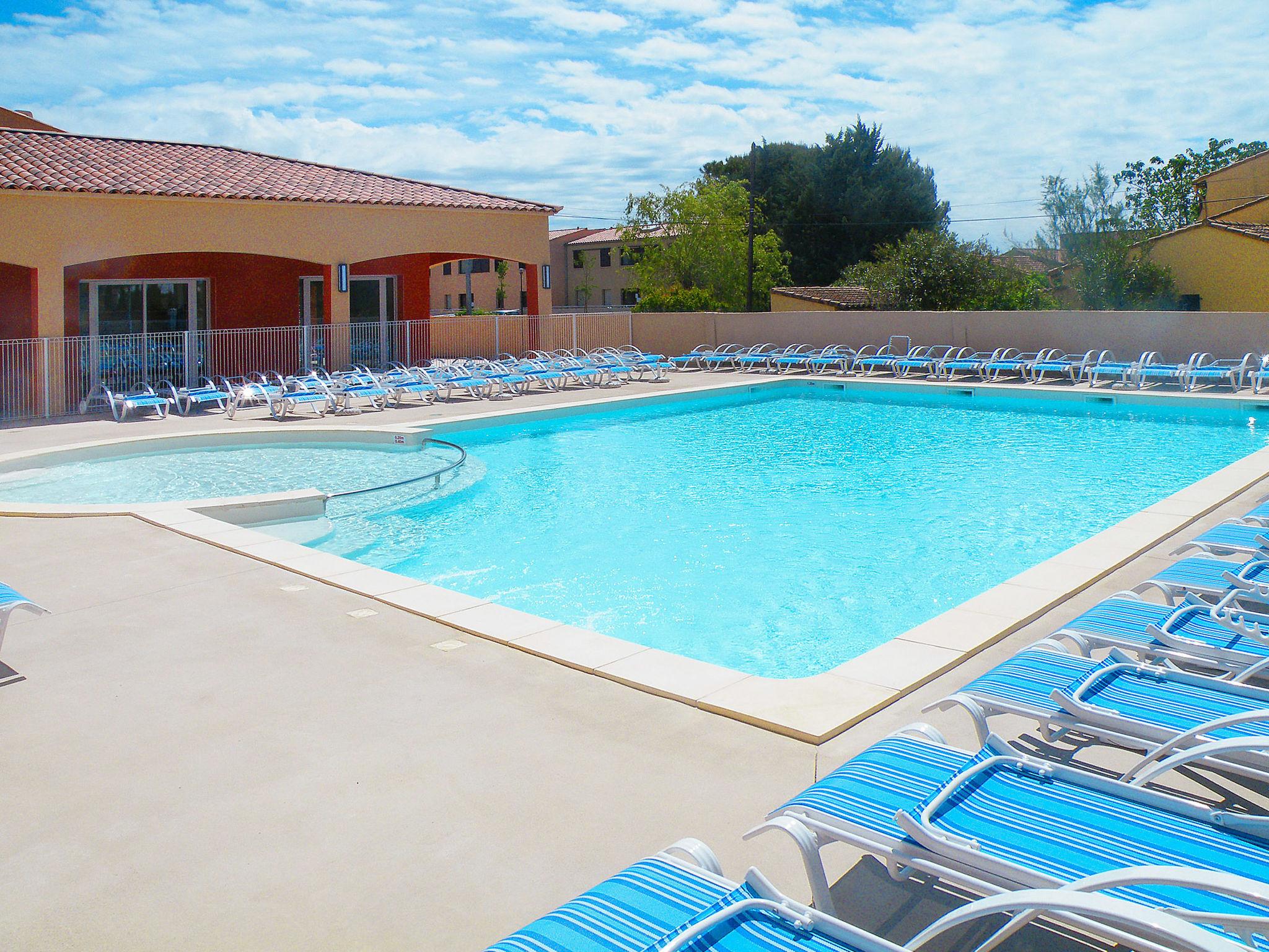 Foto 14 - Casa con 1 camera da letto a Aigues-Mortes con piscina e vista mare