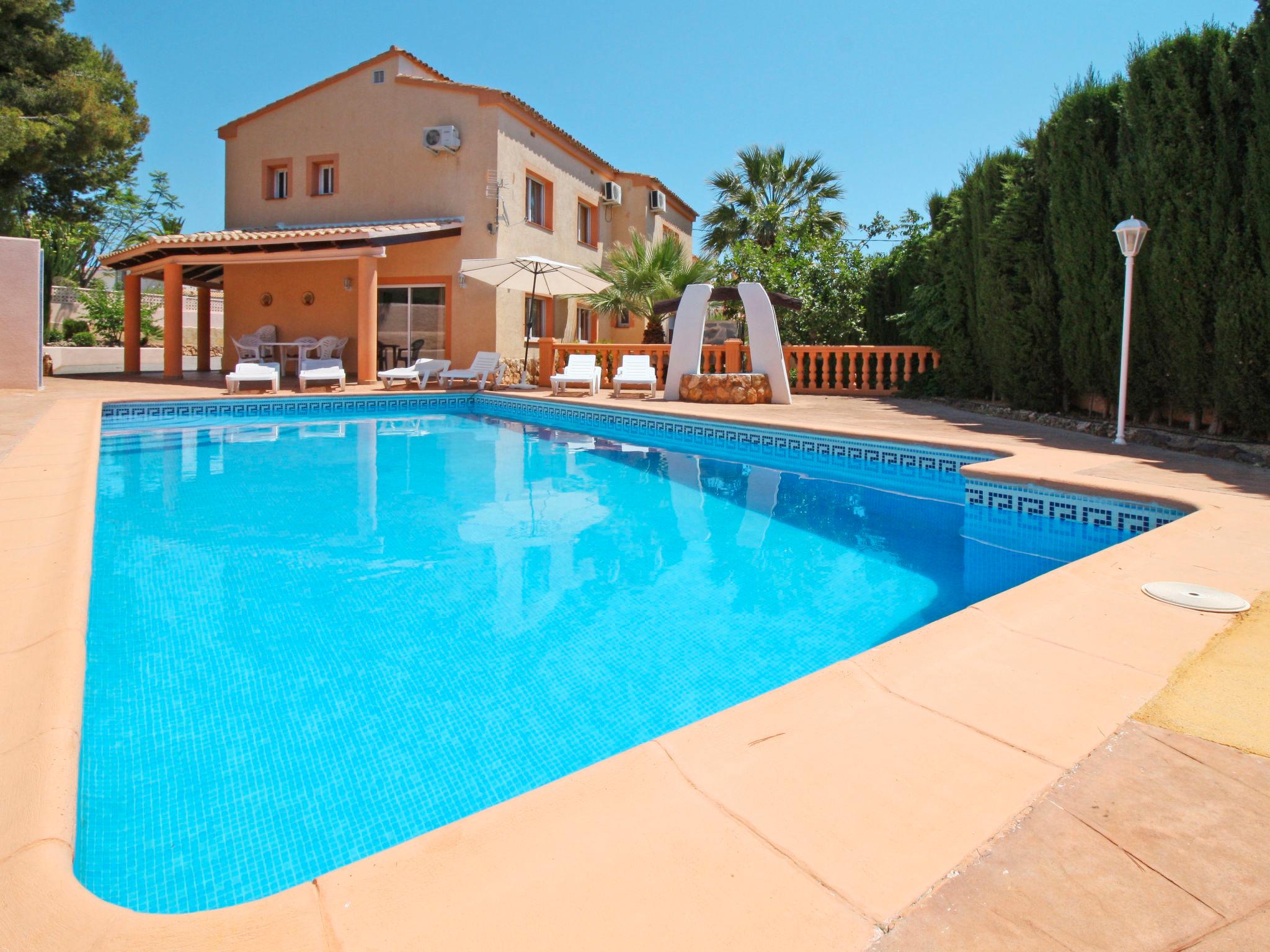 Photo 1 - Maison de 5 chambres à Calp avec piscine privée et vues à la mer