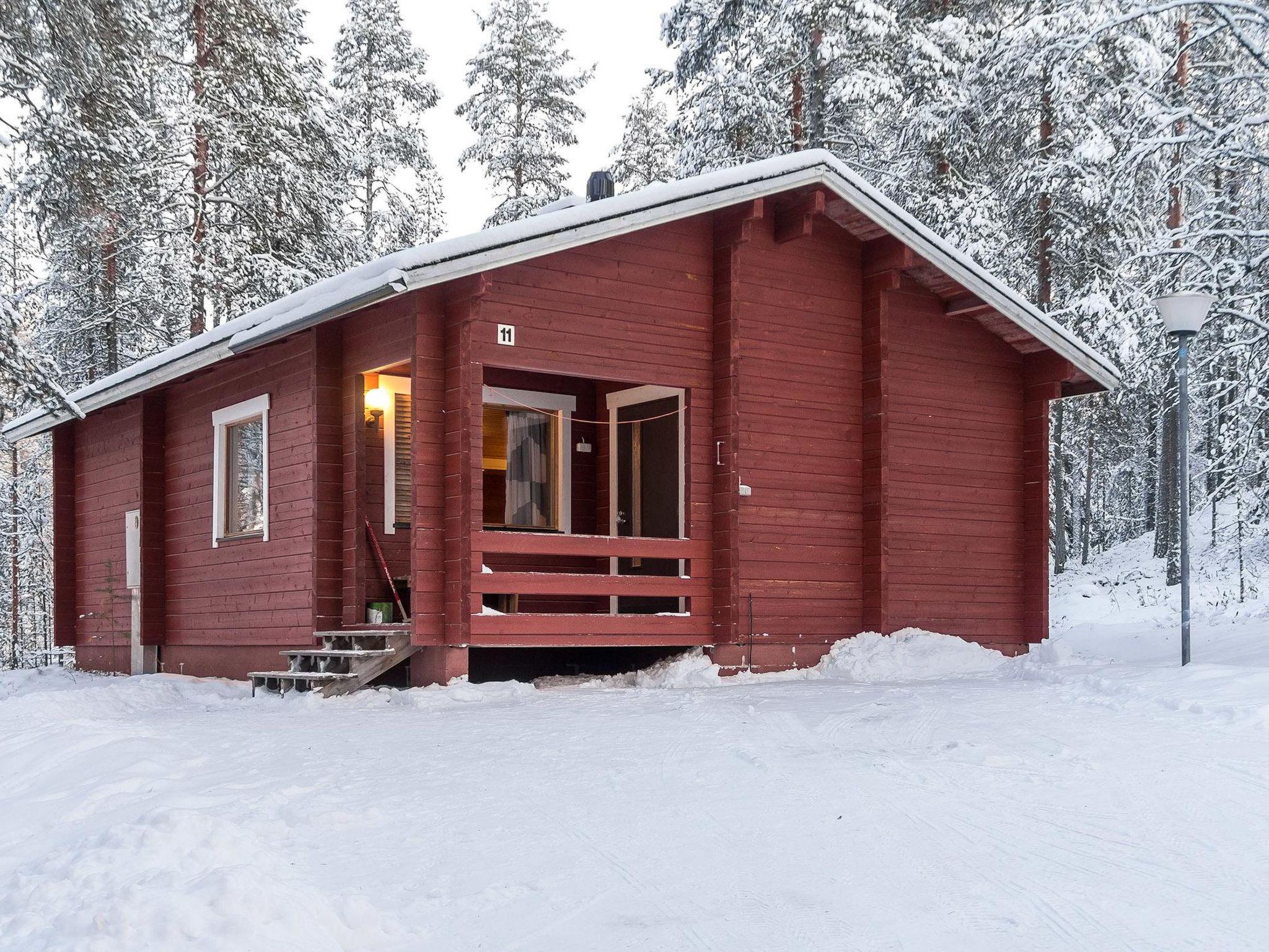 Foto 1 - Casa de 2 habitaciones en Kuusamo con sauna y vistas a la montaña