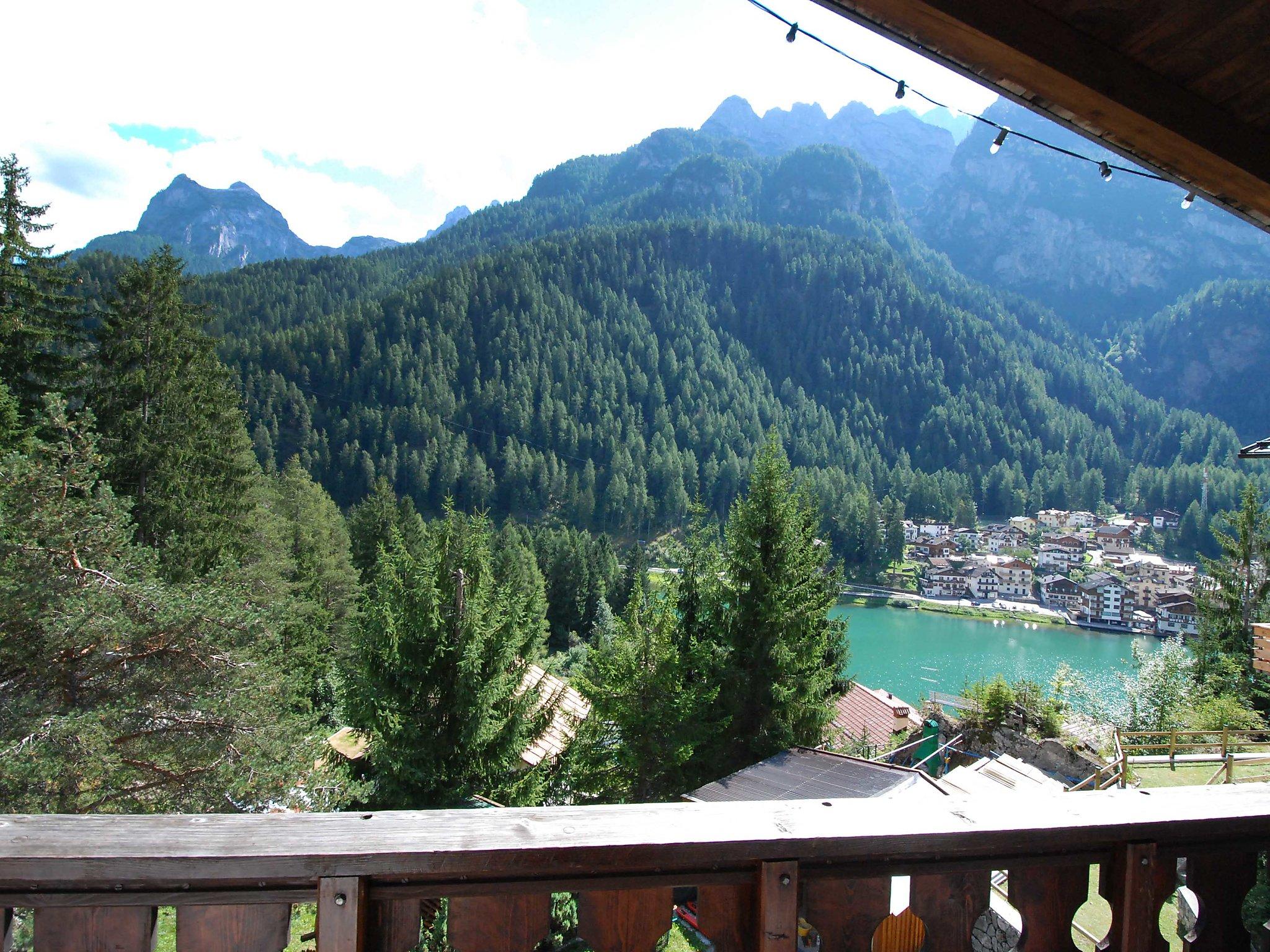 Foto 5 - Apartment mit 1 Schlafzimmer in Alleghe mit garten und blick auf die berge