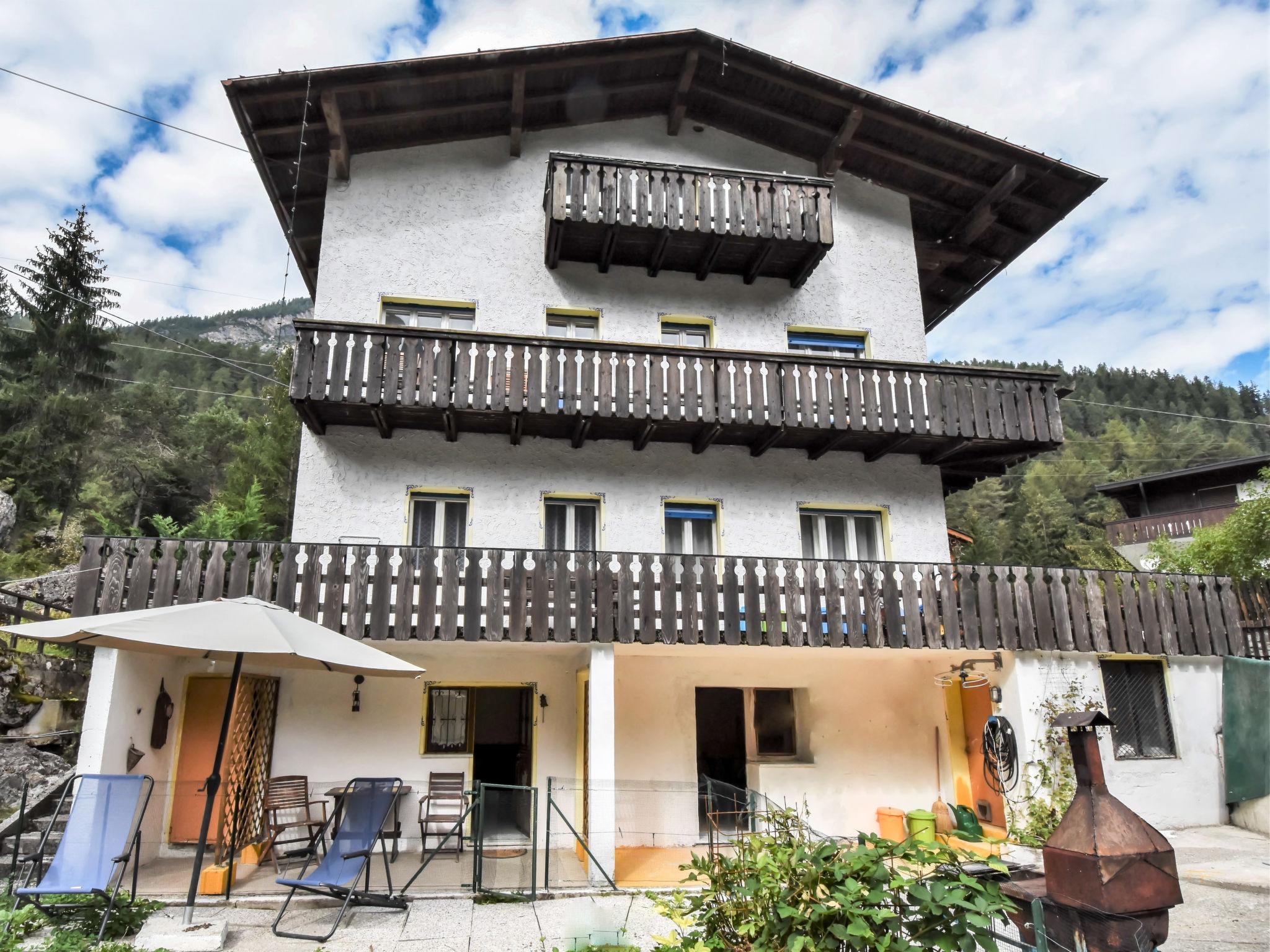 Photo 10 - 2 bedroom Apartment in Alleghe with garden and mountain view