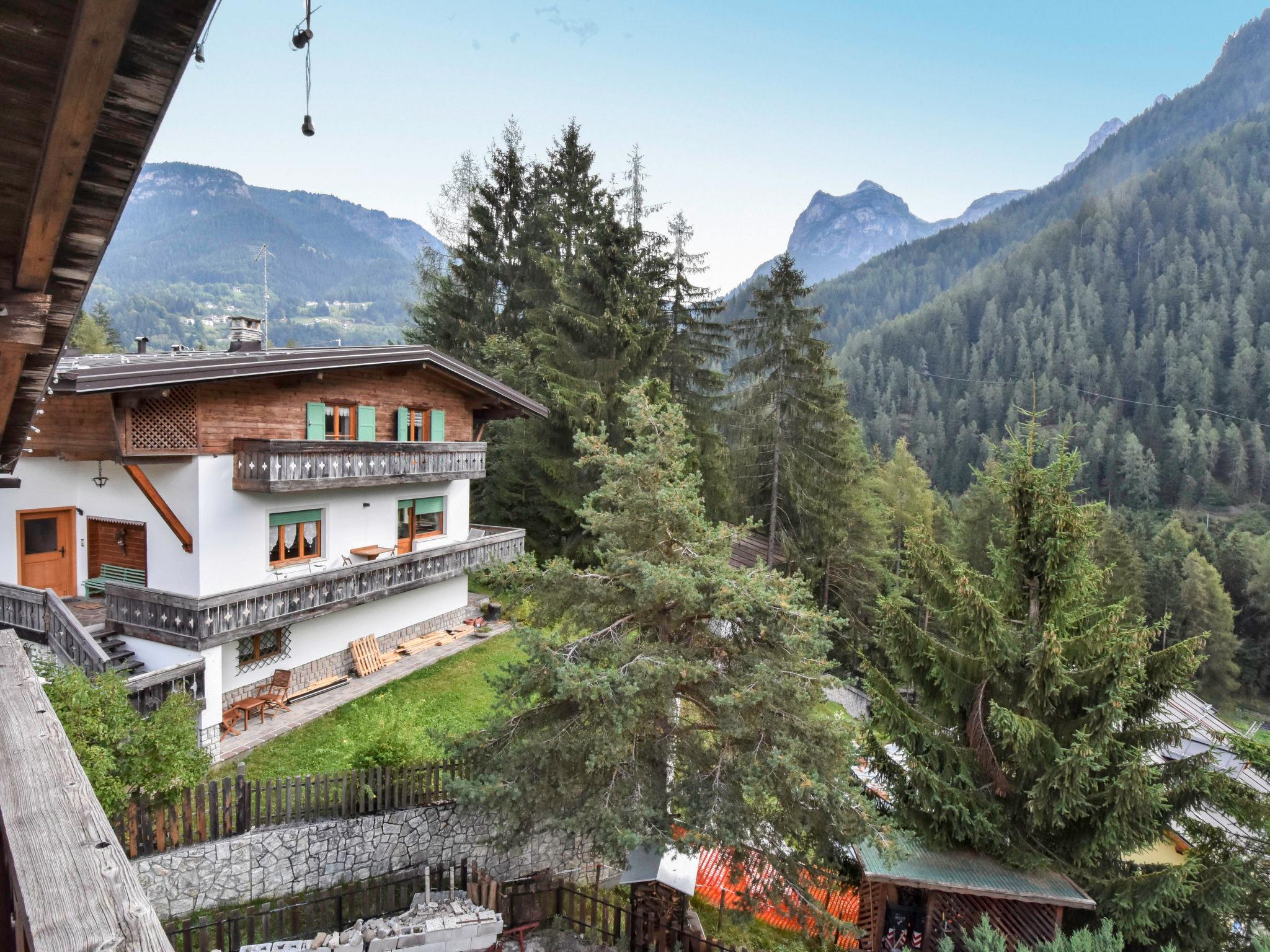 Photo 11 - Appartement de 3 chambres à Alleghe avec jardin et vues sur la montagne