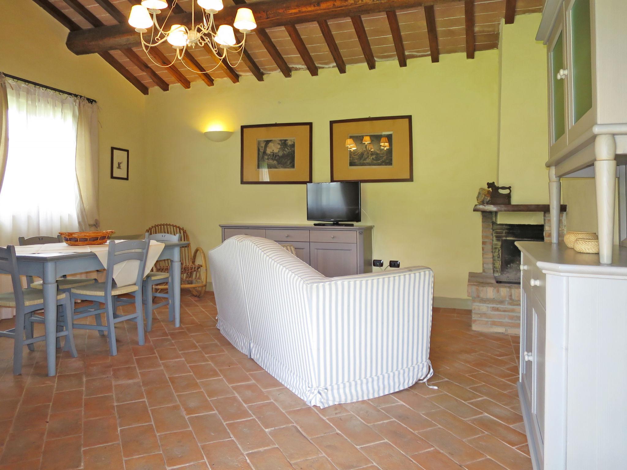 Photo 9 - 1 bedroom House in Monteverdi Marittimo with swimming pool and garden