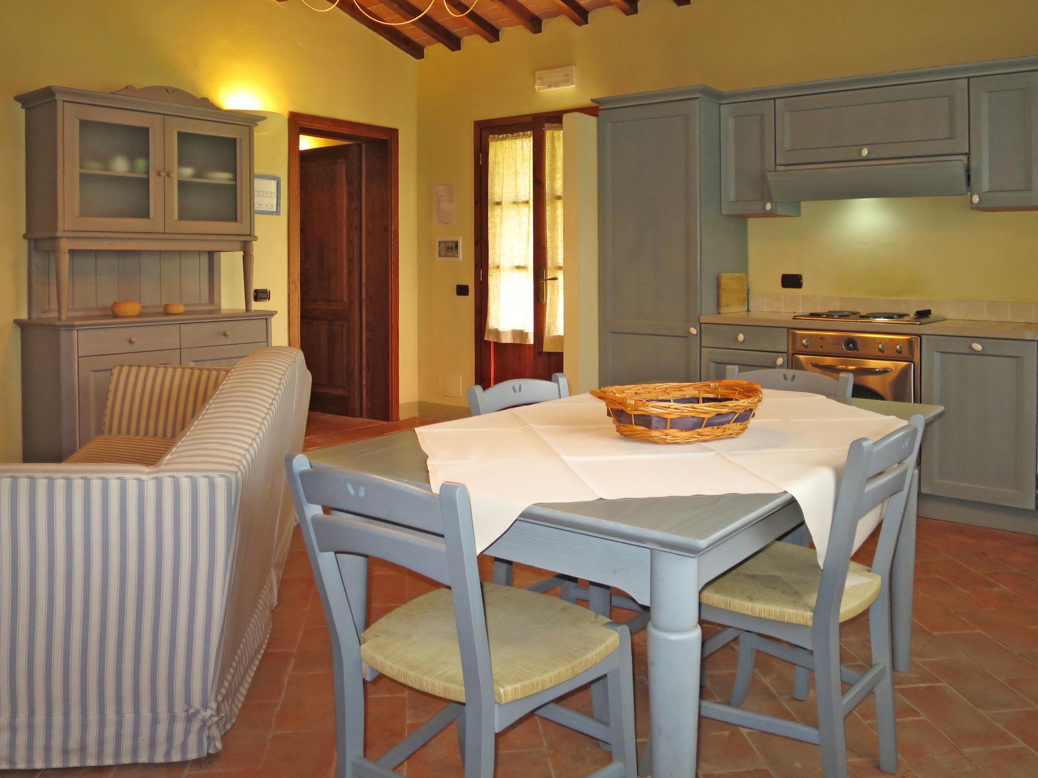 Photo 12 - 1 bedroom House in Monteverdi Marittimo with swimming pool and garden