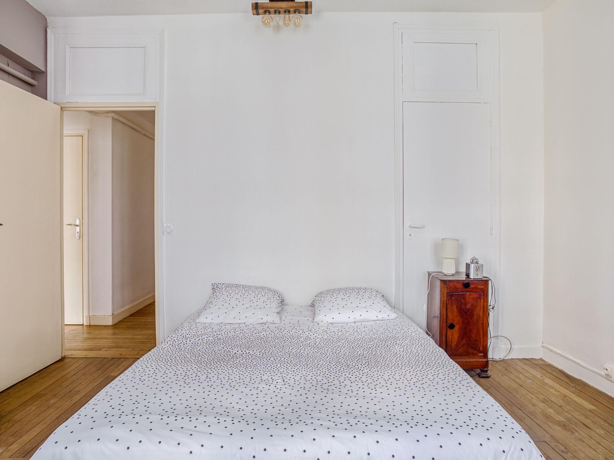 Foto 12 - Appartamento con 4 camere da letto a Saint-Malo con vista mare
