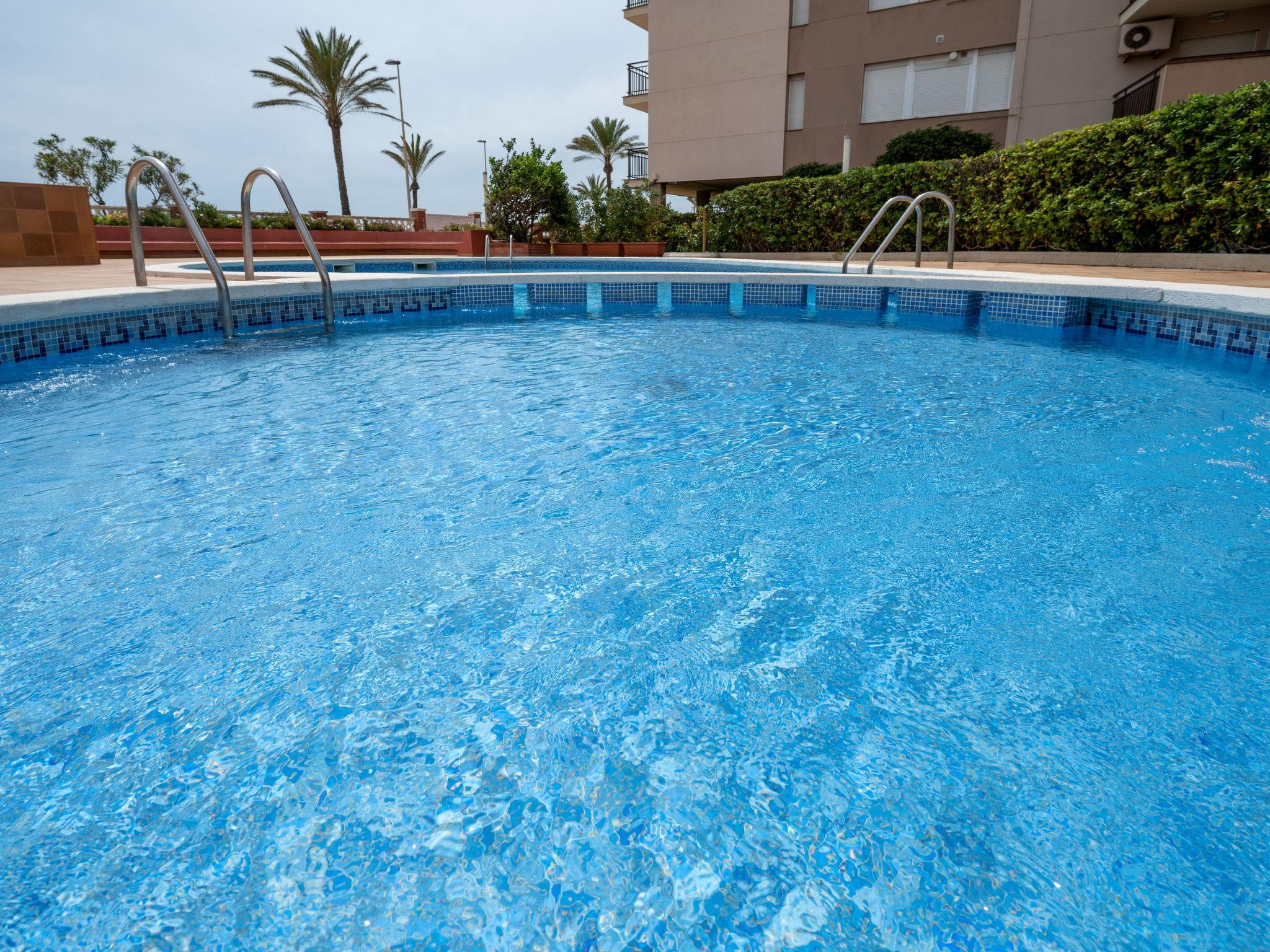 Photo 22 - Appartement de 3 chambres à Cunit avec piscine et vues à la mer