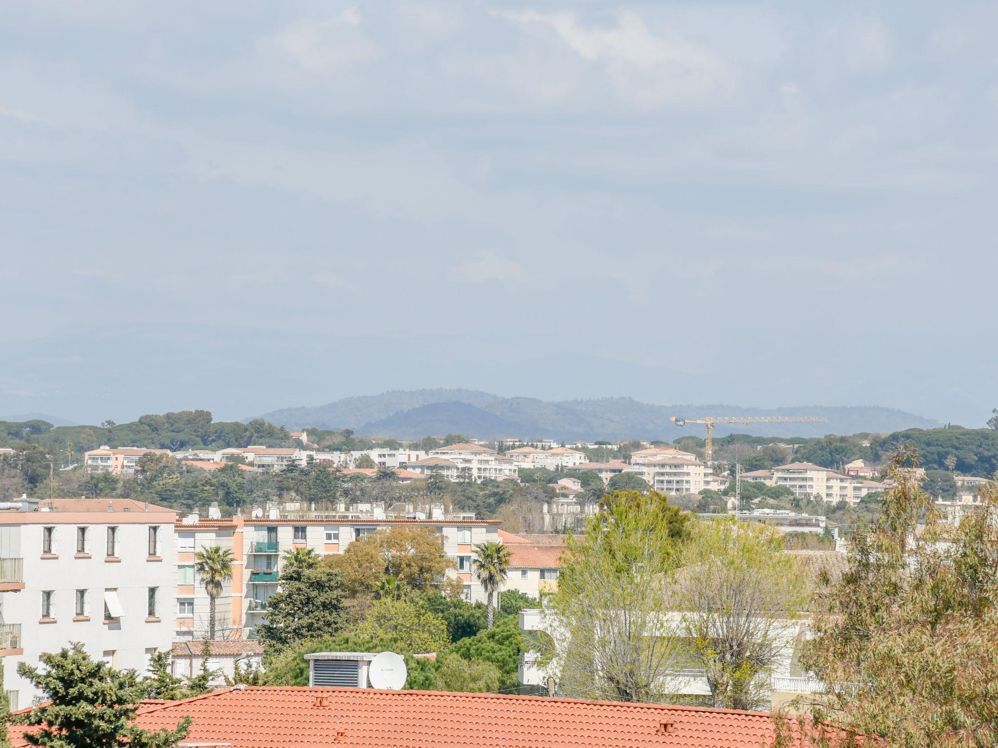 Foto 21 - Apartamento de 1 quarto em Fréjus com terraço e vistas do mar