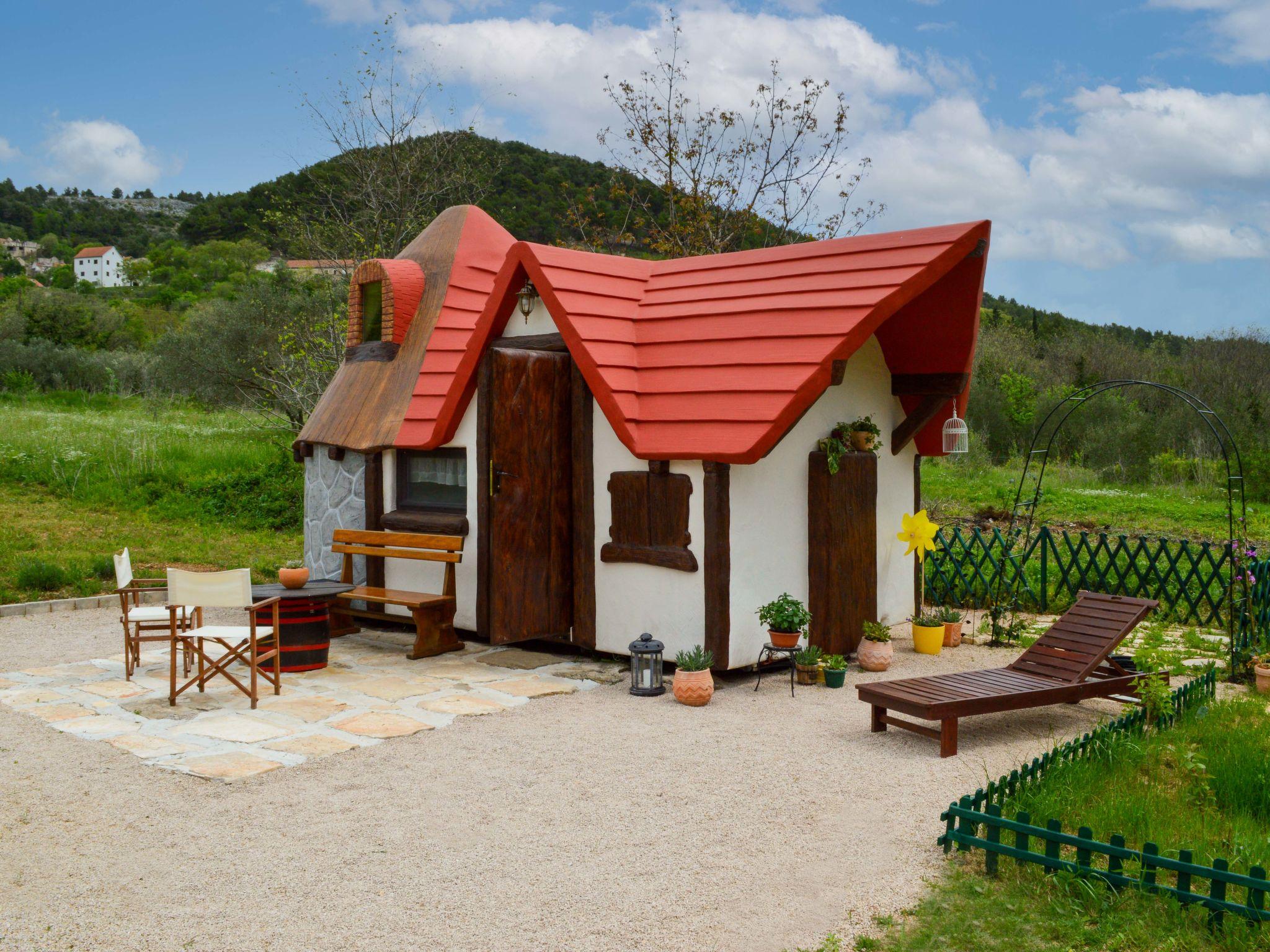 Photo 11 - House in Skradin with garden and terrace