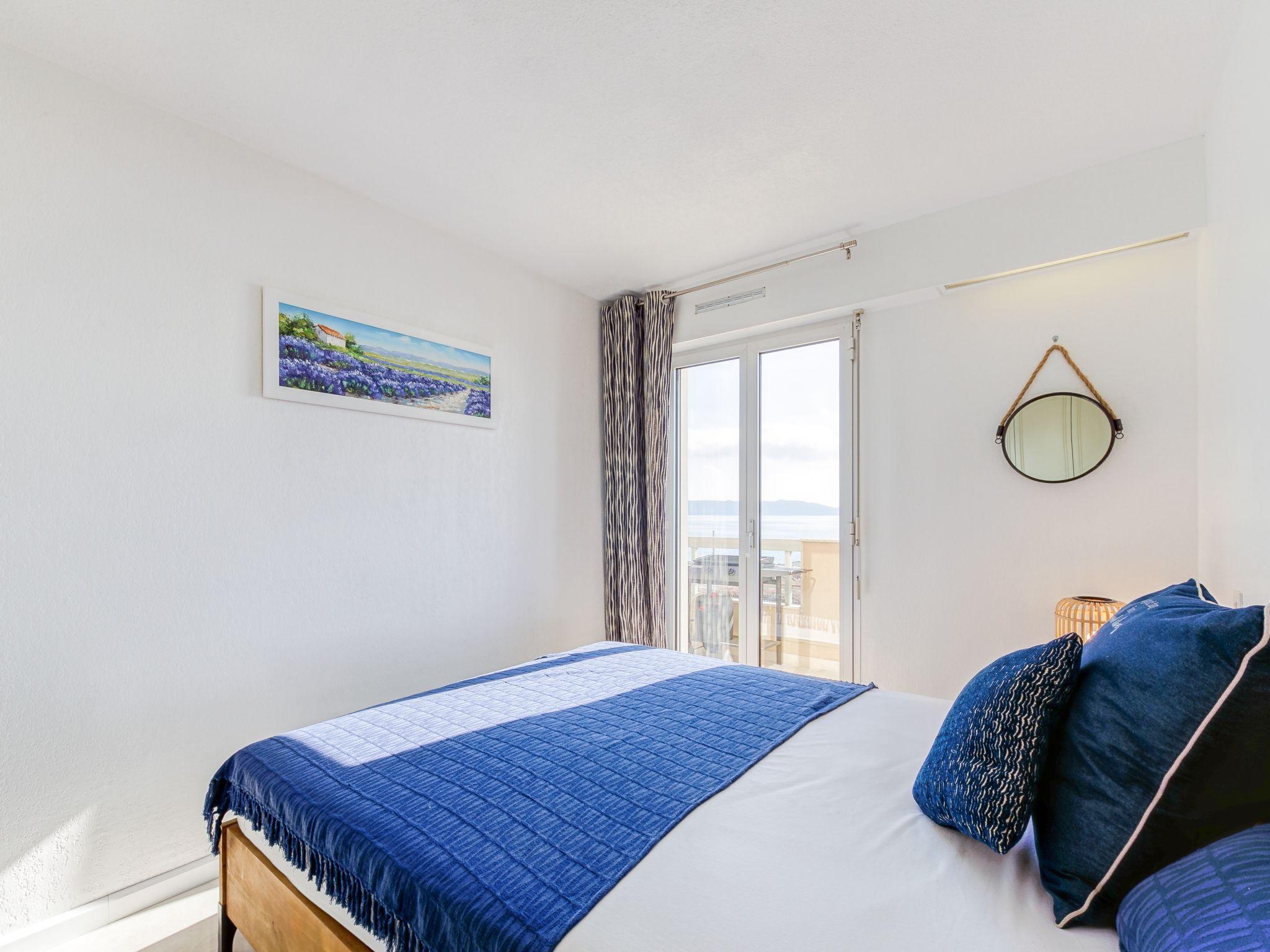 Foto 16 - Apartamento de 2 quartos em Cavalaire-sur-Mer com terraço e vistas do mar
