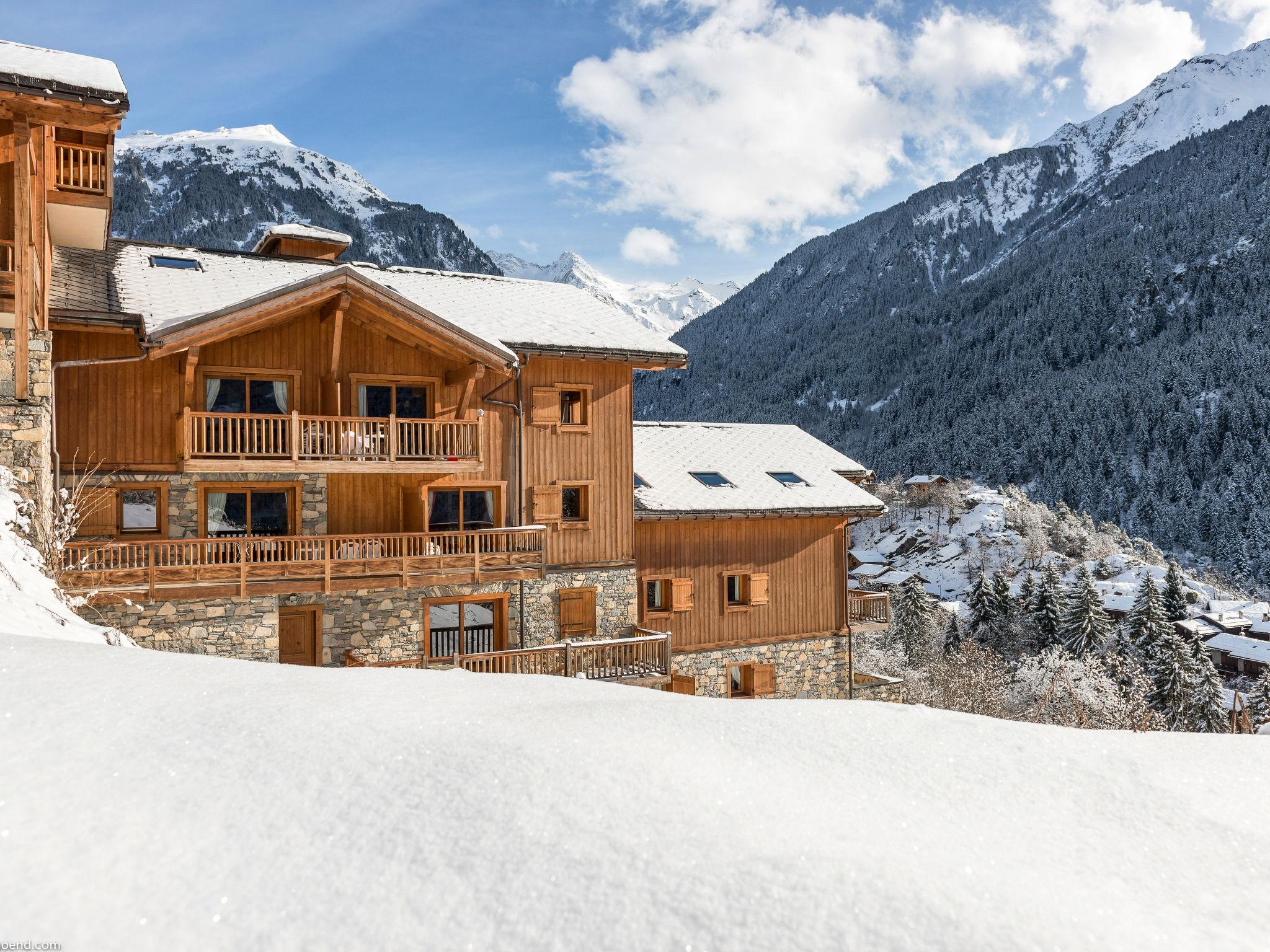 Foto 14 - Apartamento de 2 habitaciones en Champagny-en-Vanoise con piscina y sauna