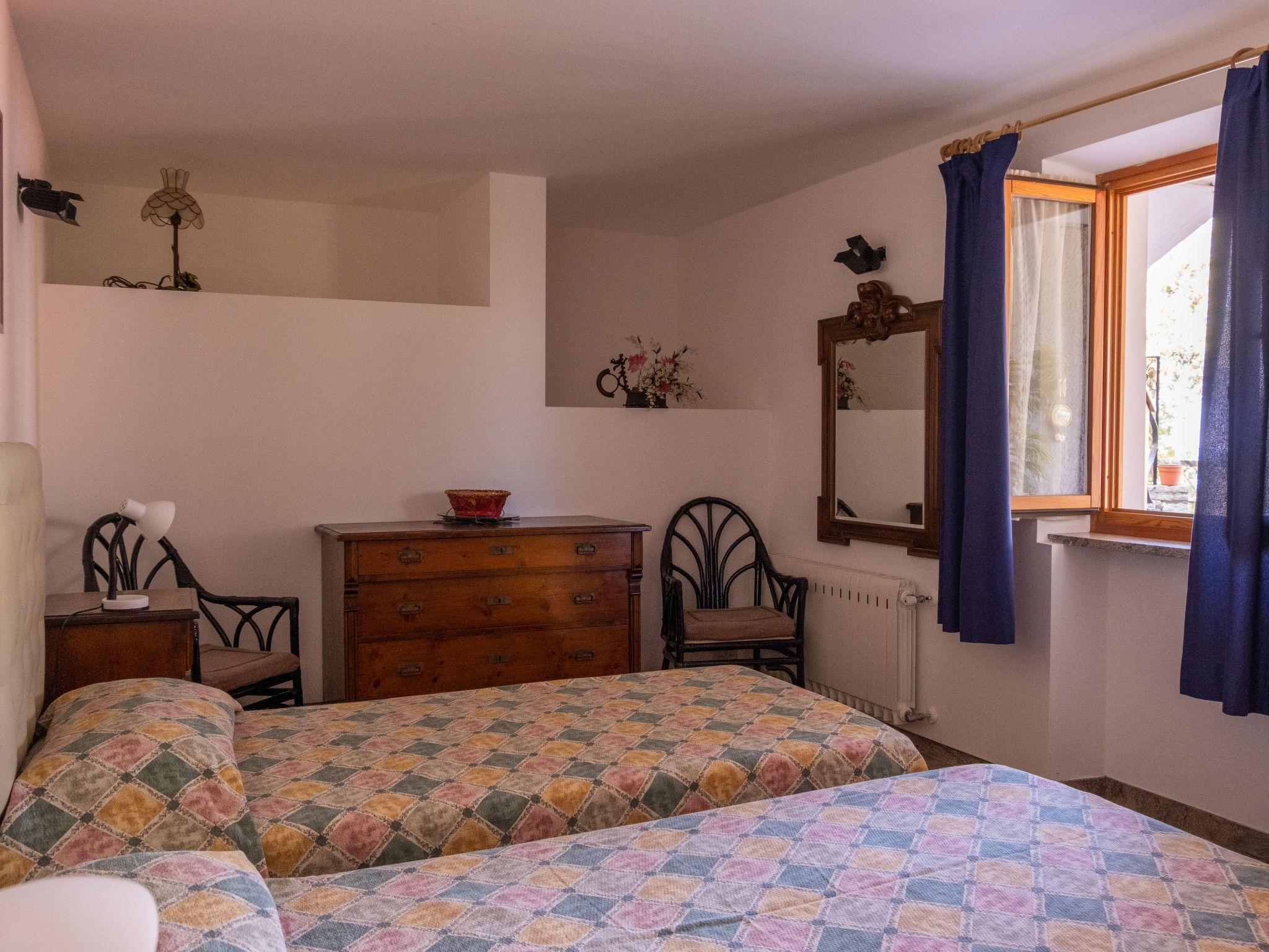 Foto 7 - Apartamento de 2 quartos em Brenzone sul Garda com piscina e jardim