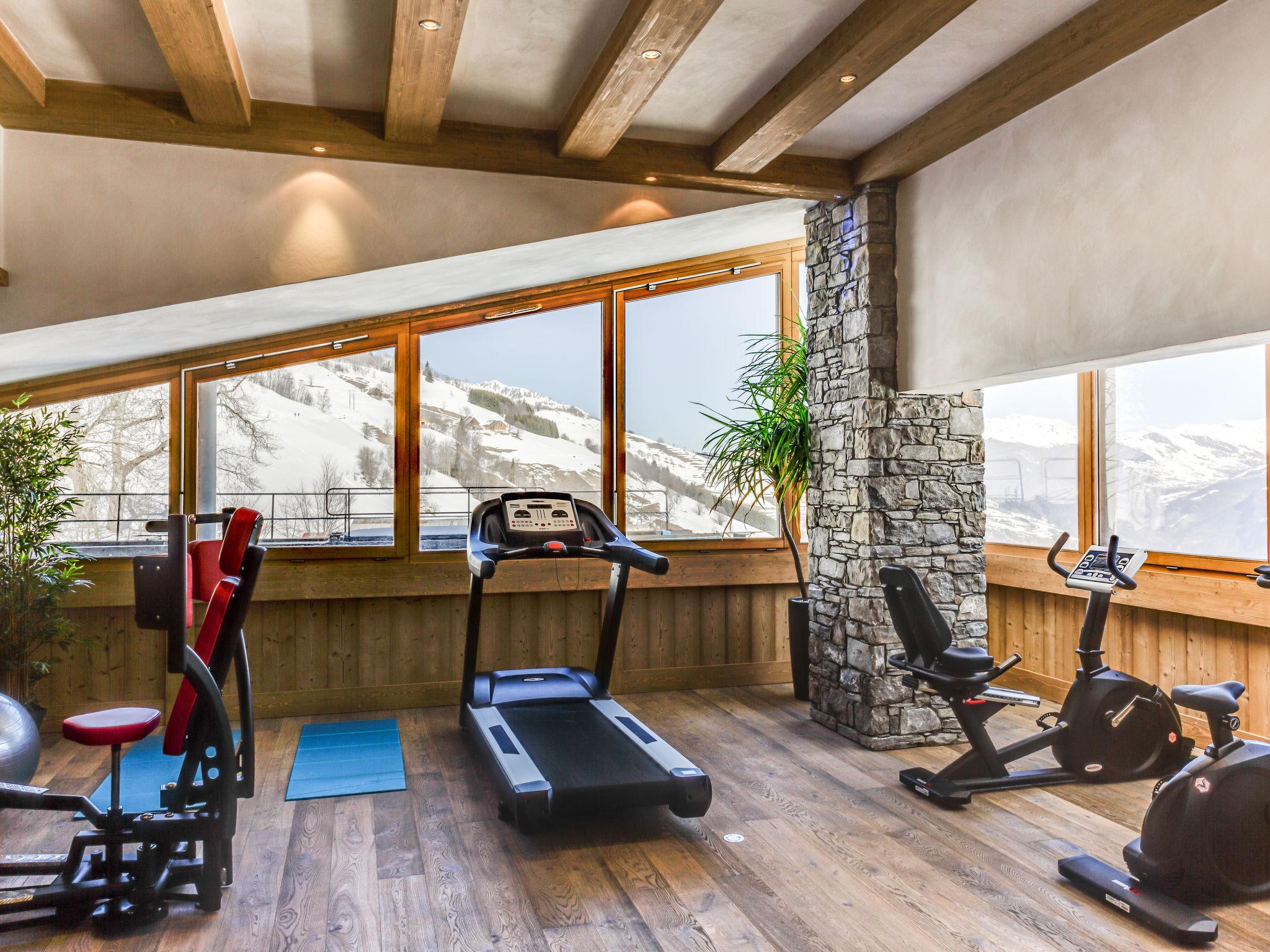 Photo 4 - 2 bedroom Apartment in Les Avanchers-Valmorel with swimming pool and sauna