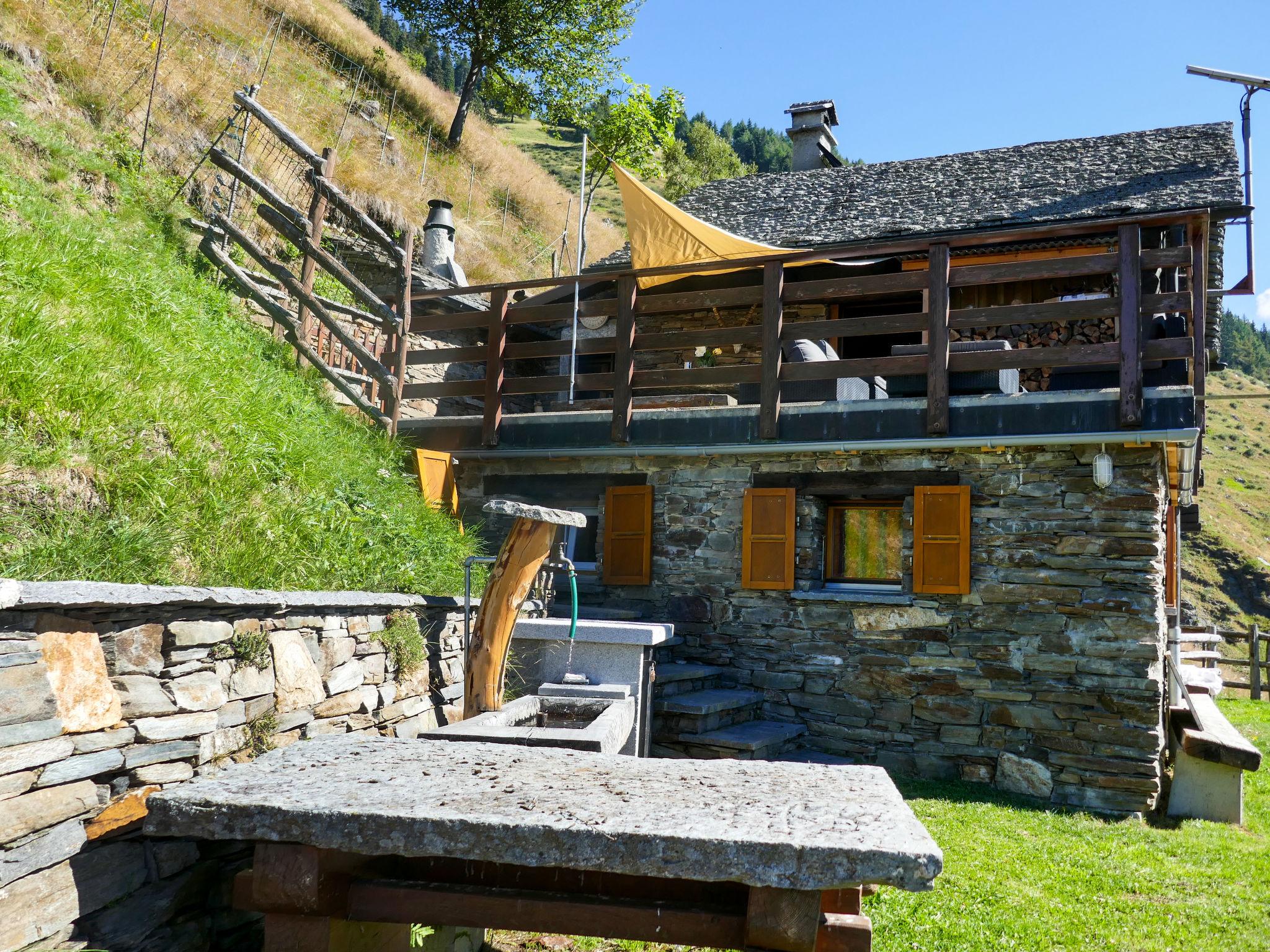 Foto 20 - Haus mit 2 Schlafzimmern in Serravalle mit garten und blick auf die berge