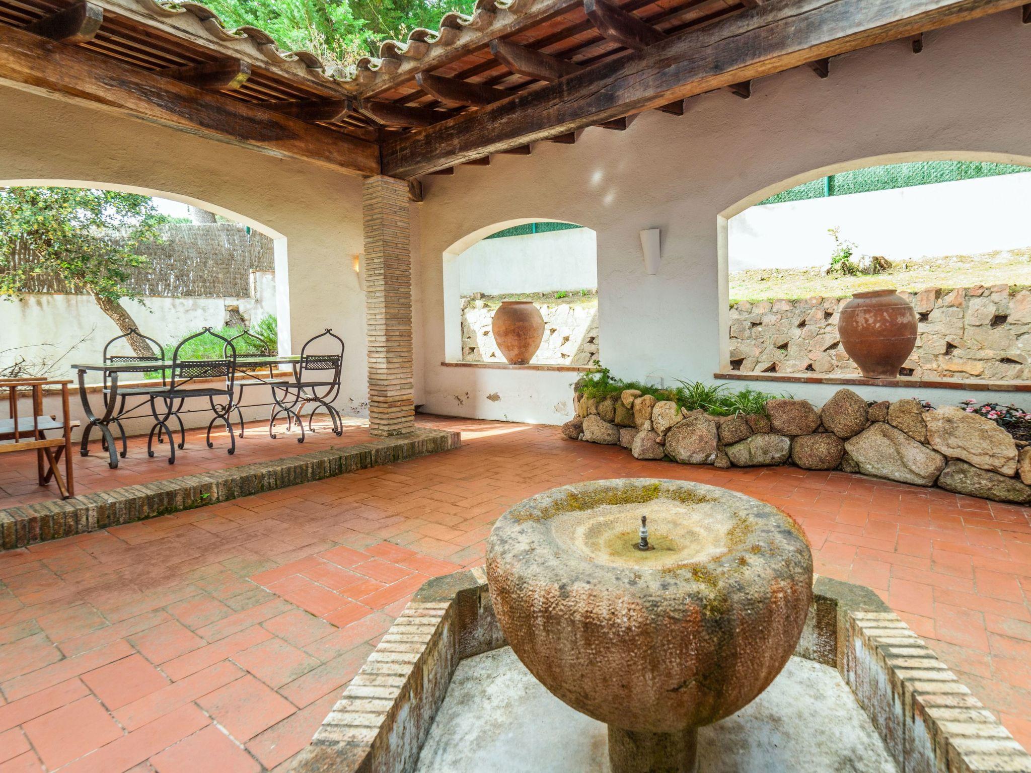 Photo 29 - 5 bedroom House in Calonge i Sant Antoni with private pool and garden