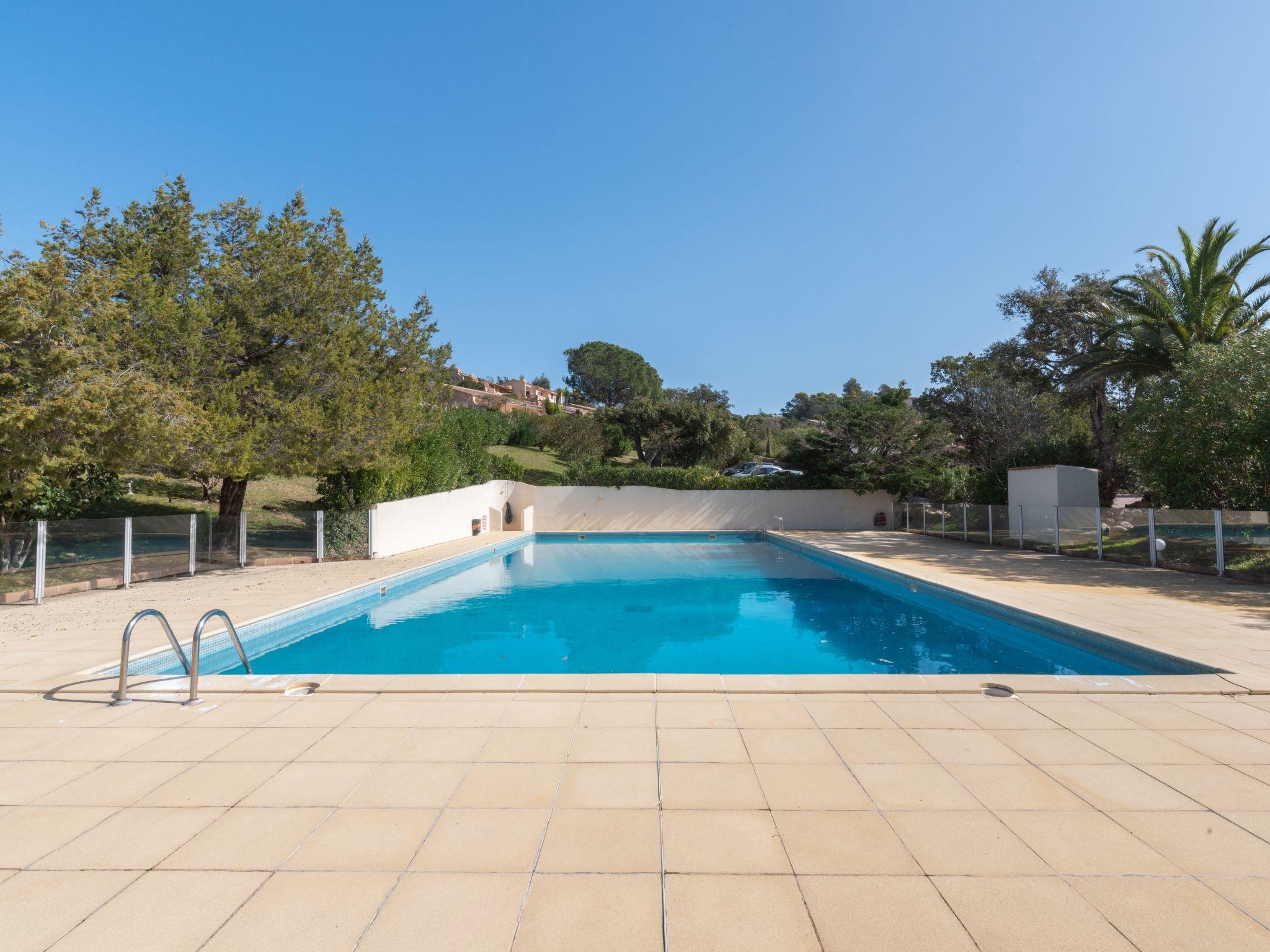 Foto 19 - Casa con 2 camere da letto a Porto-Vecchio con piscina e vista mare