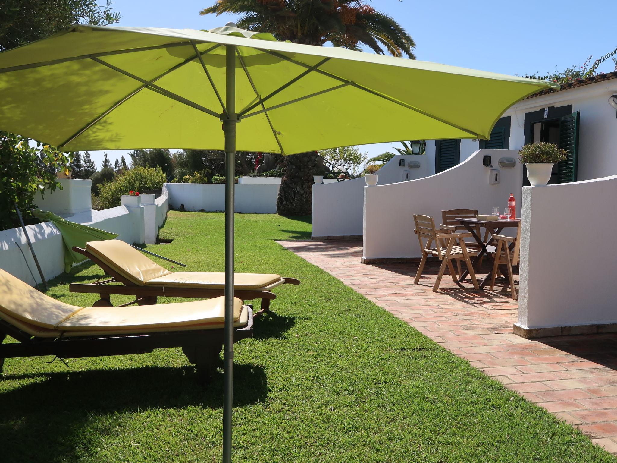 Photo 3 - Maison de 1 chambre à Olhão avec piscine et vues à la mer