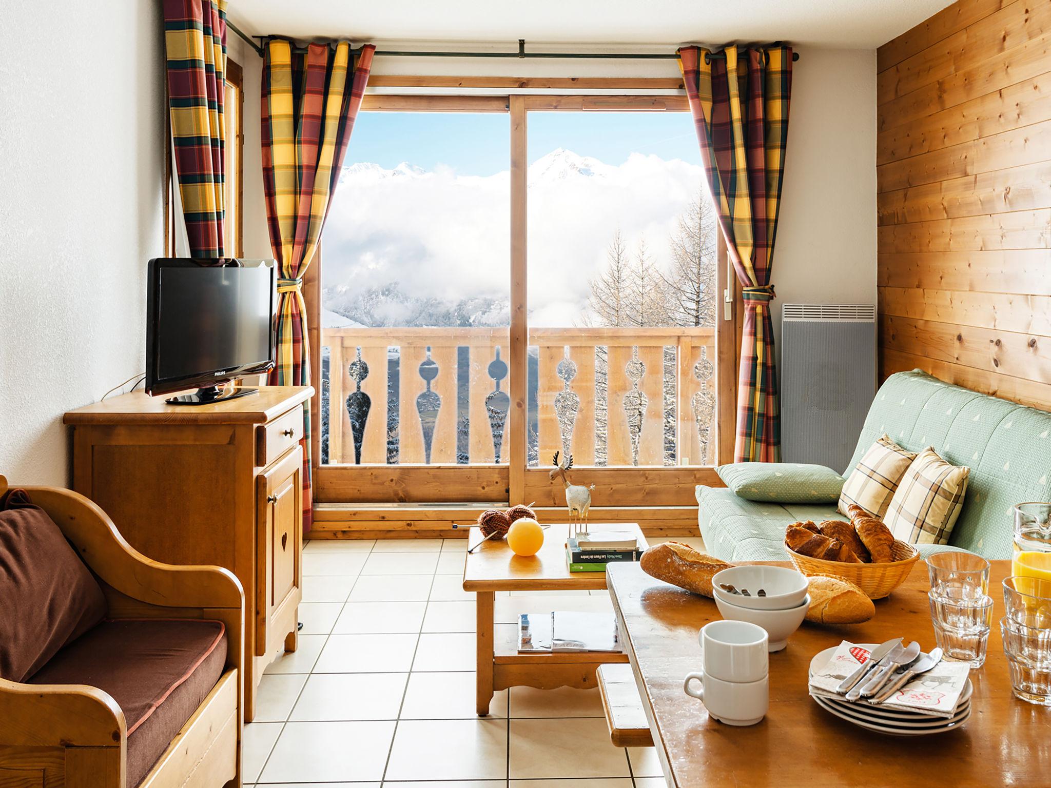 Photo 7 - 3 bedroom Apartment in Peisey-Nancroix with swimming pool and mountain view