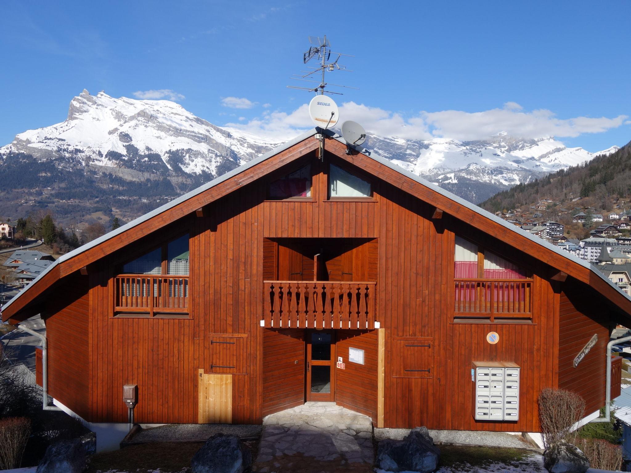 Foto 12 - Appartamento con 1 camera da letto a Saint-Gervais-les-Bains con vista sulle montagne