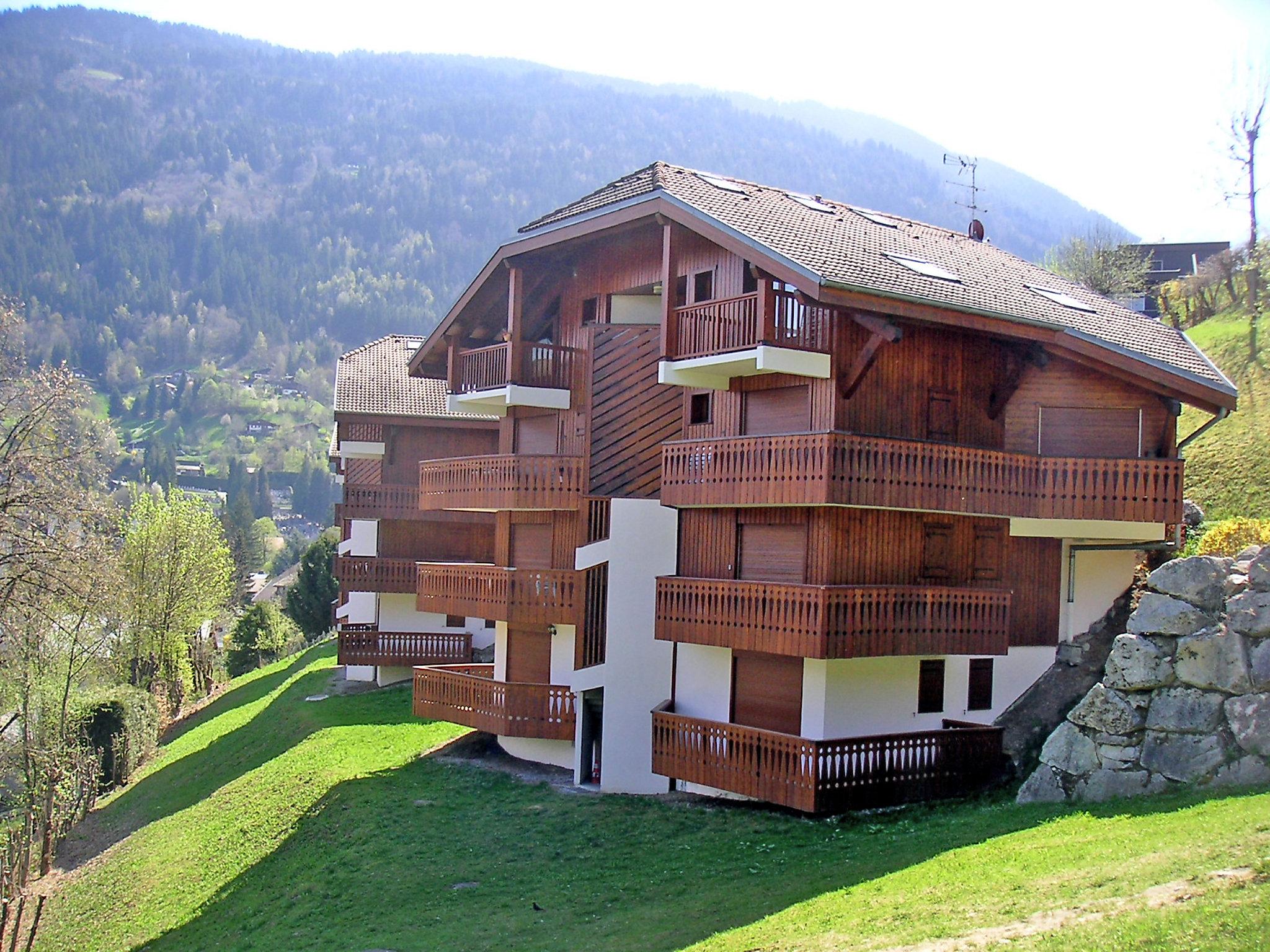 Foto 1 - Appartamento con 1 camera da letto a Saint-Gervais-les-Bains con vista sulle montagne