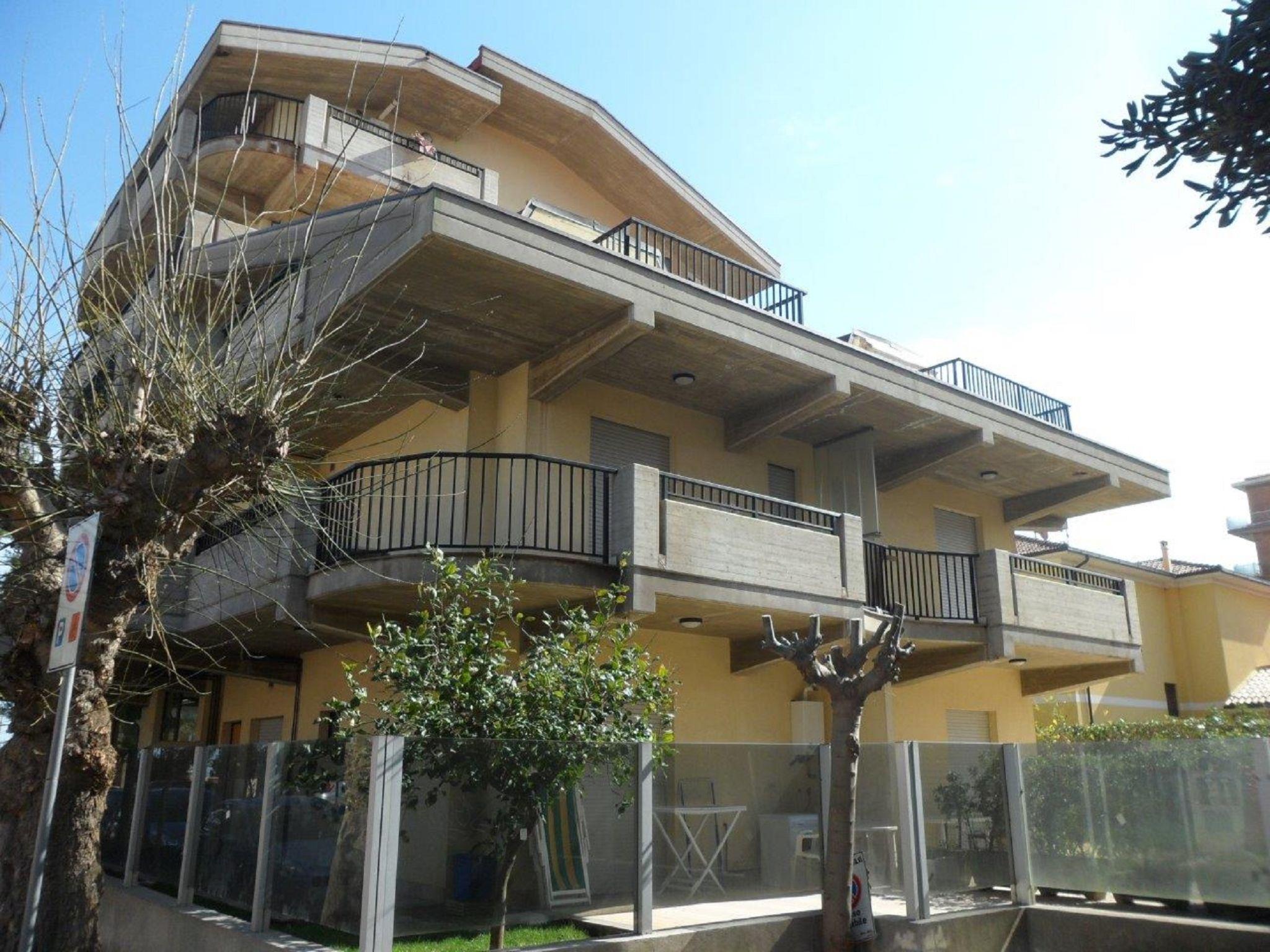 Photo 2 - Appartement en Silvi avec terrasse et vues à la mer