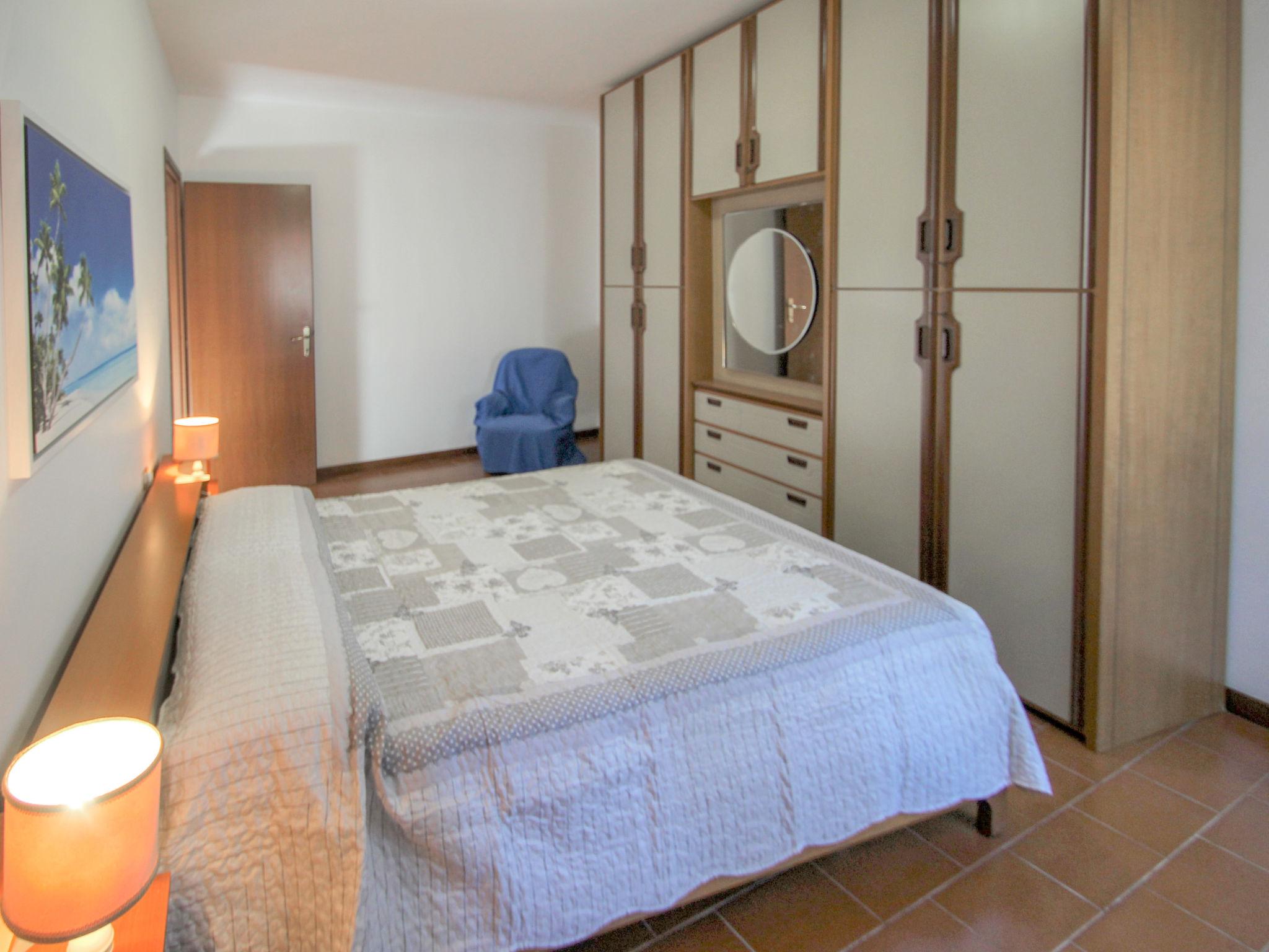 Photo 12 - 2 bedroom House in Castelveccana with garden