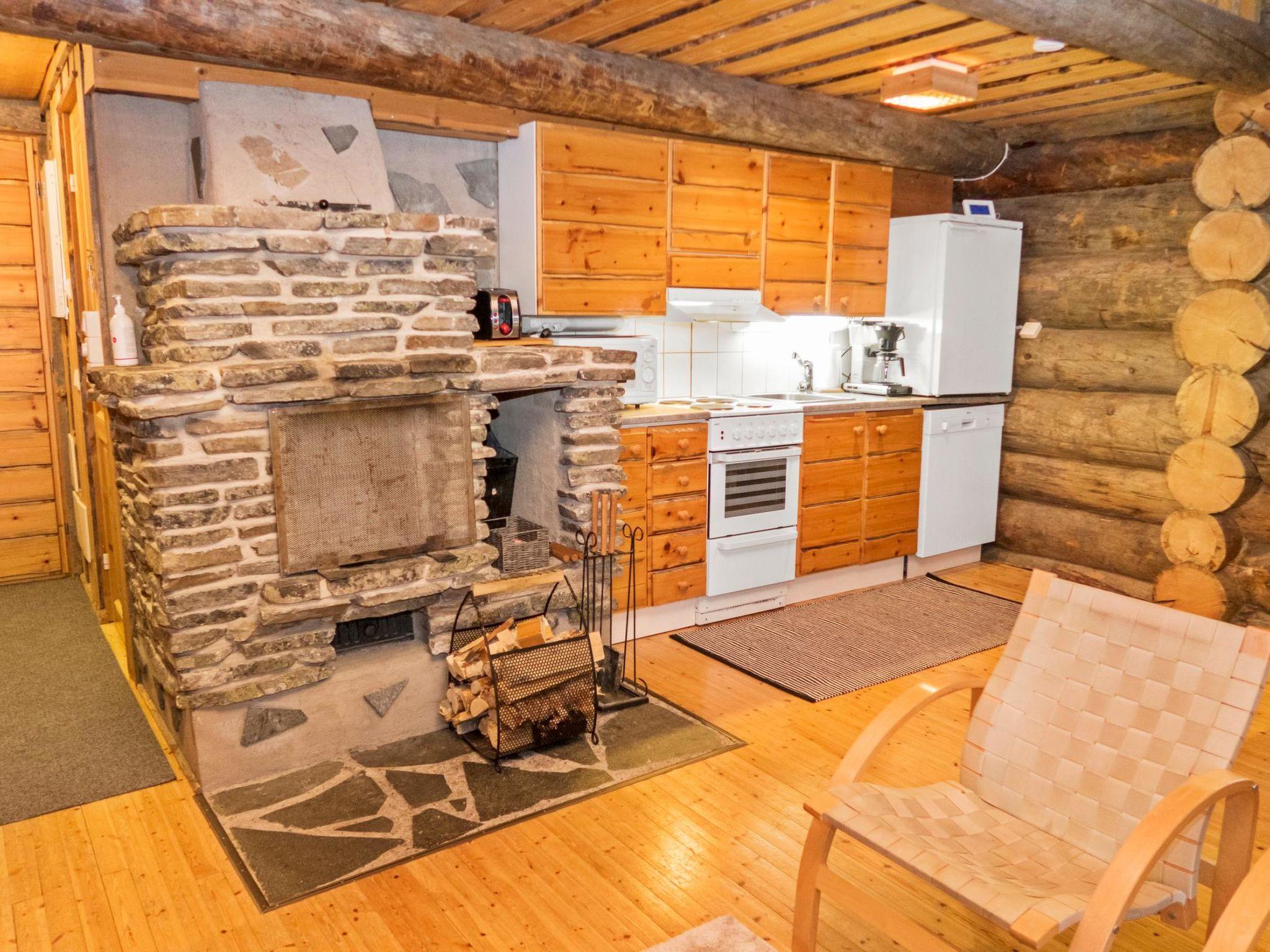 Foto 4 - Casa de 1 quarto em Kuusamo com sauna e vista para a montanha