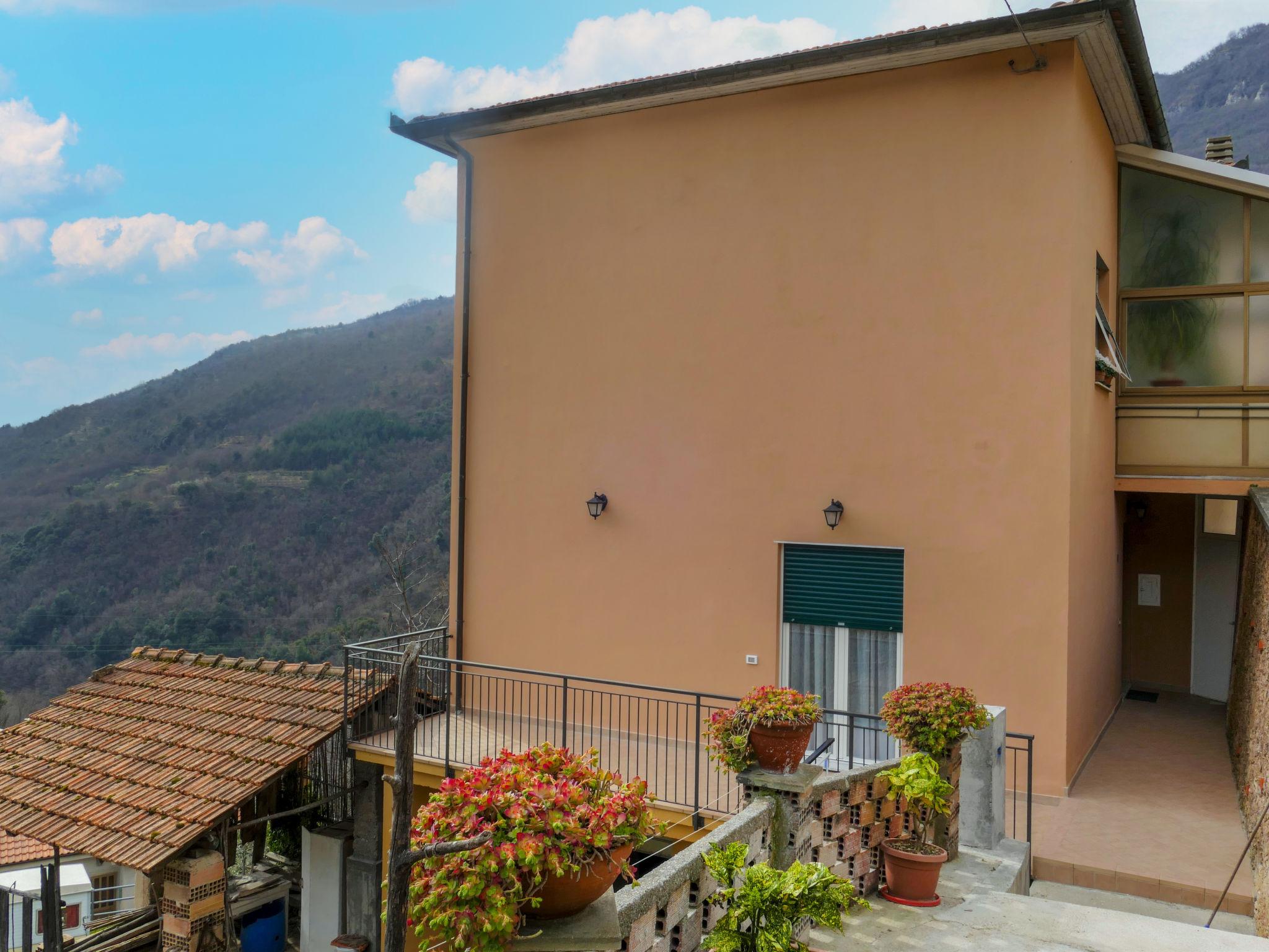 Photo 26 - Appartement de 2 chambres à Erli avec terrasse et vues à la mer