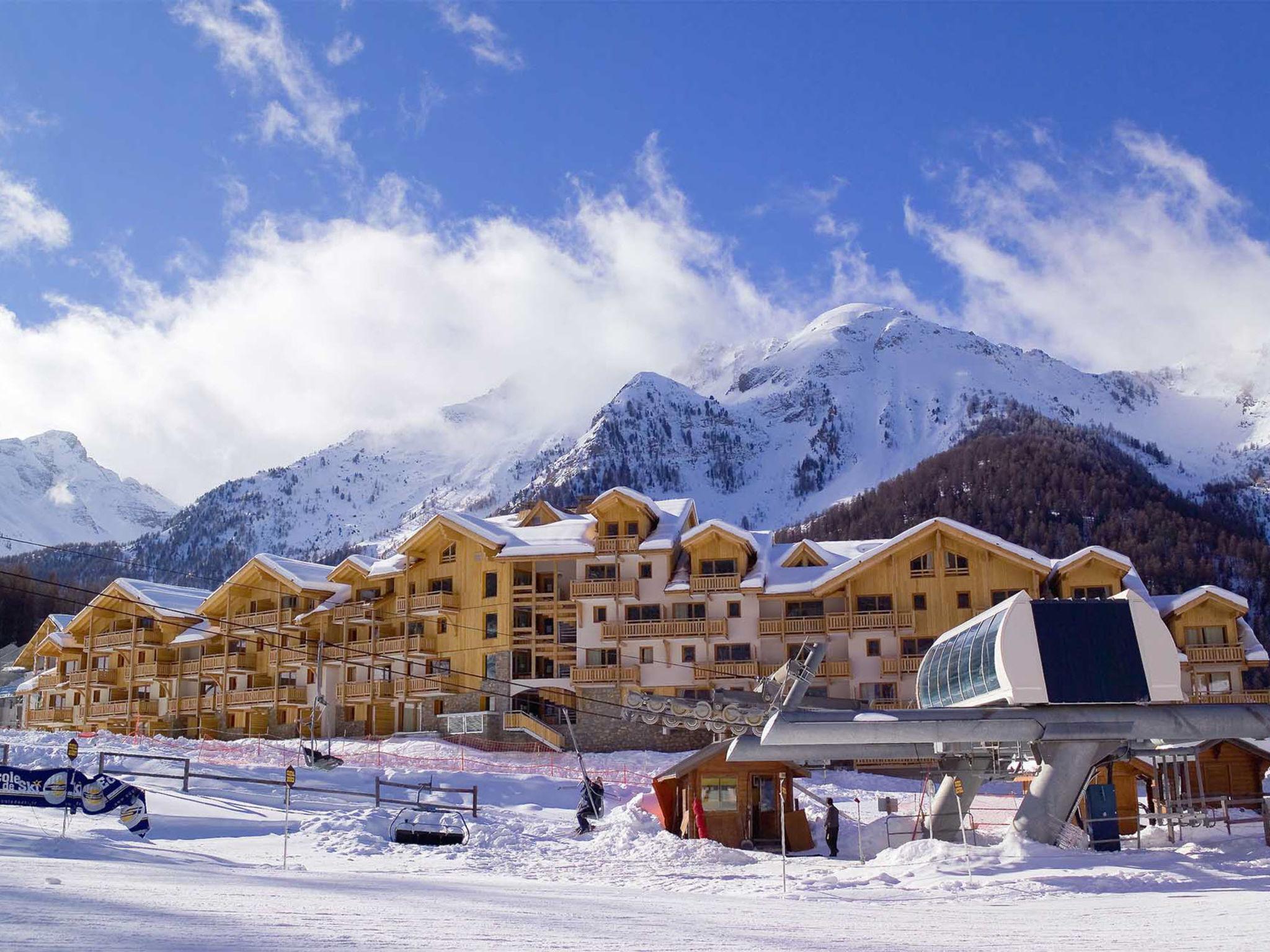 Photo 1 - Appartement de 2 chambres à Les Orres avec terrasse et vues sur la montagne