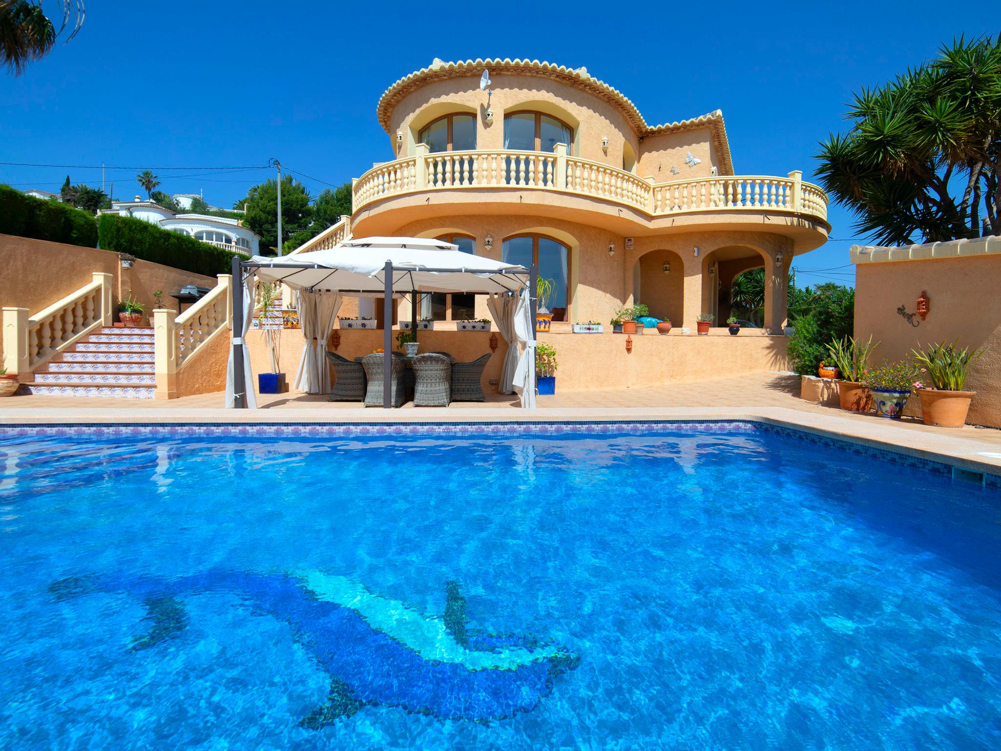 Foto 1 - Casa con 2 camere da letto a Calp con piscina privata e vista mare