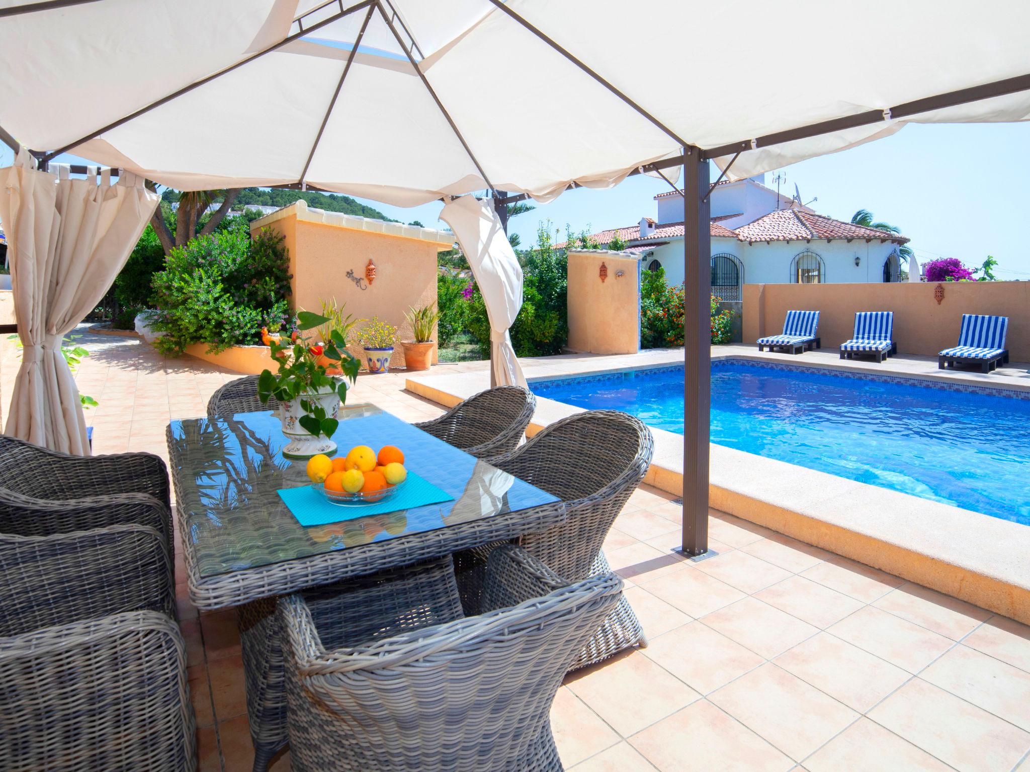 Photo 2 - Maison de 2 chambres à Calp avec piscine privée et vues à la mer