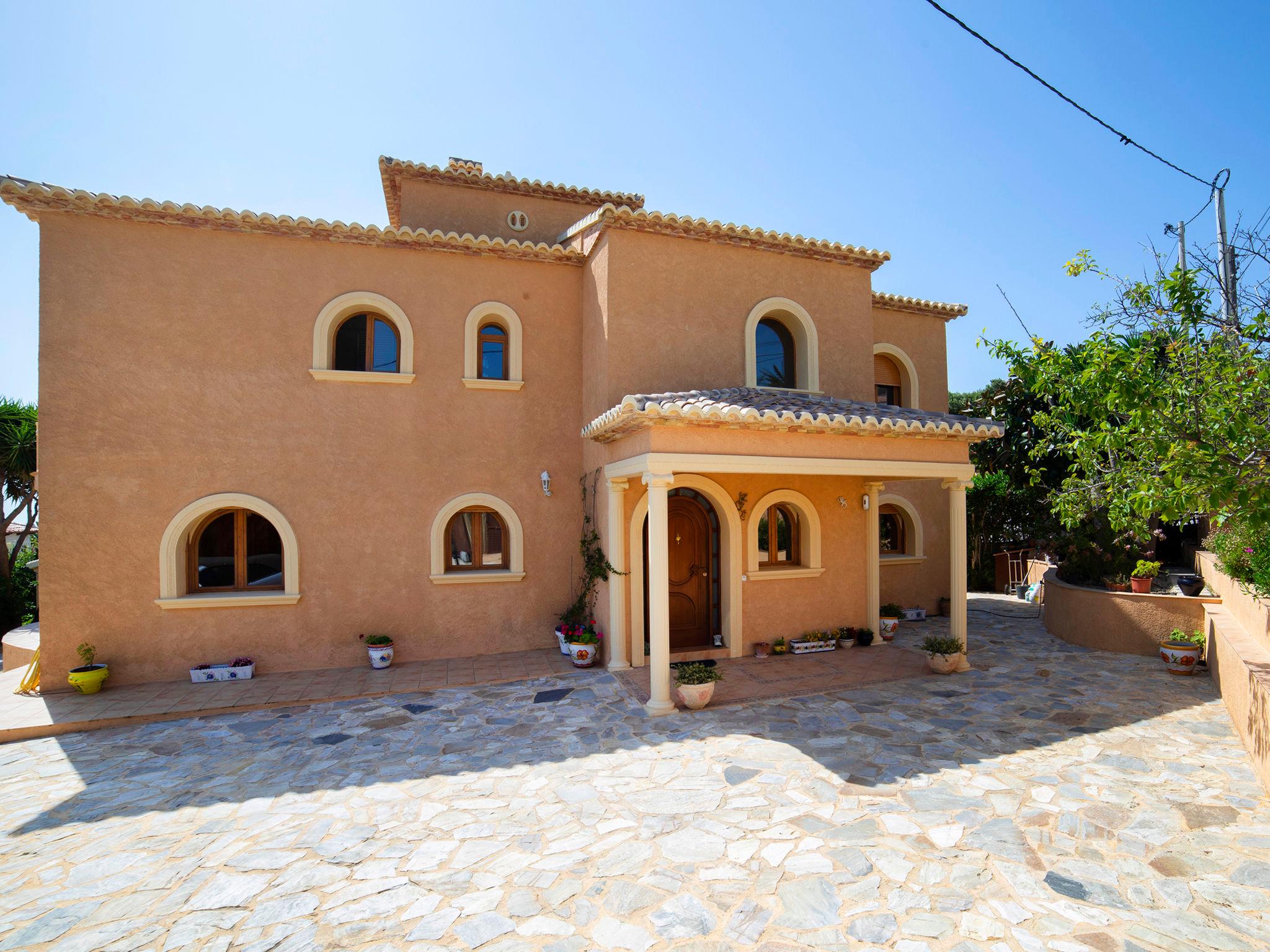 Foto 21 - Casa de 2 quartos em Calp com piscina privada e jardim