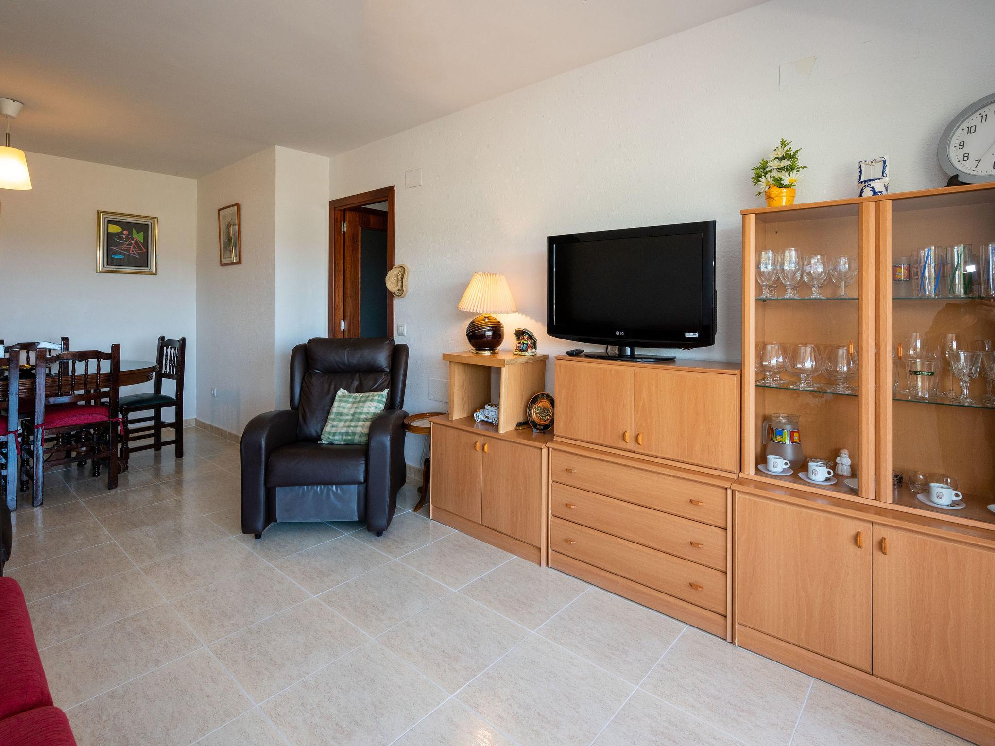 Foto 2 - Apartment mit 3 Schlafzimmern in Malgrat de Mar mit schwimmbad und blick aufs meer