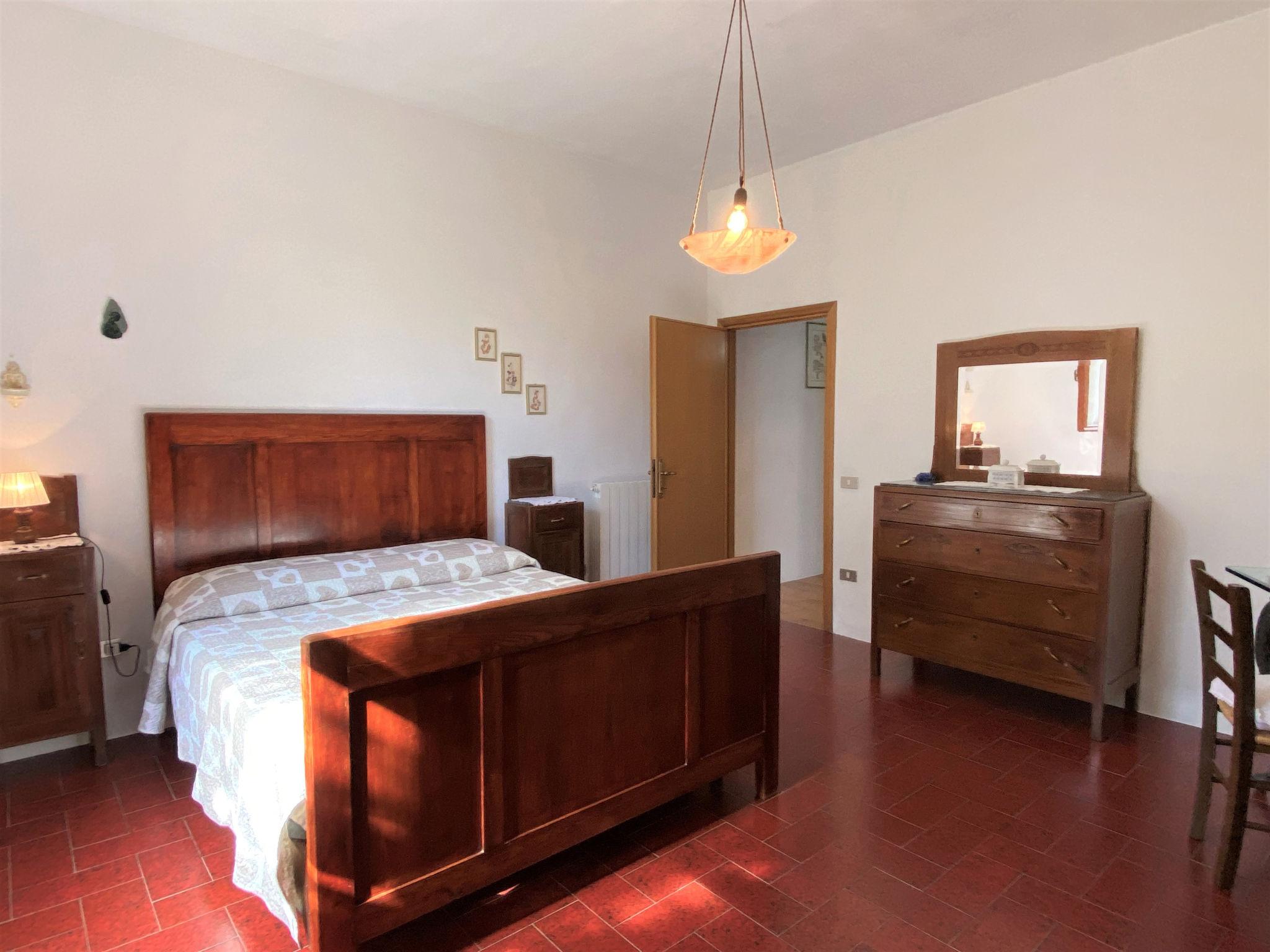 Foto 13 - Apartment mit 2 Schlafzimmern in Riparbella mit garten und terrasse