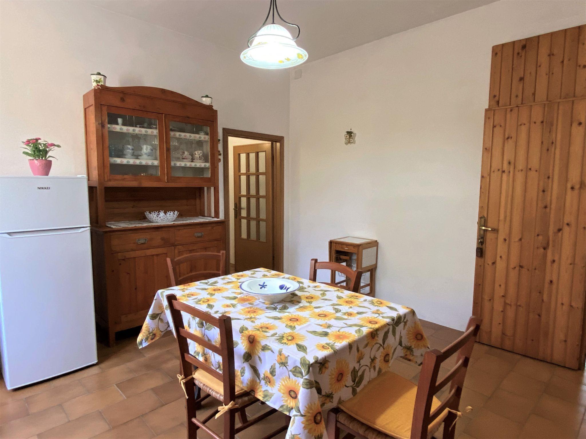 Foto 10 - Apartment mit 2 Schlafzimmern in Riparbella mit garten und terrasse
