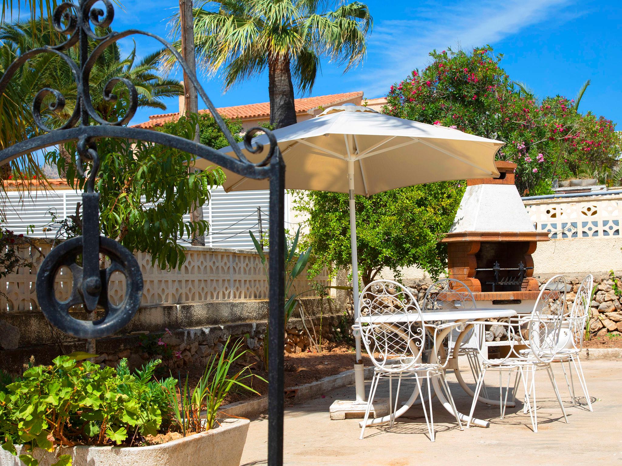 Photo 2 - Maison de 2 chambres à Calp avec piscine privée et jardin