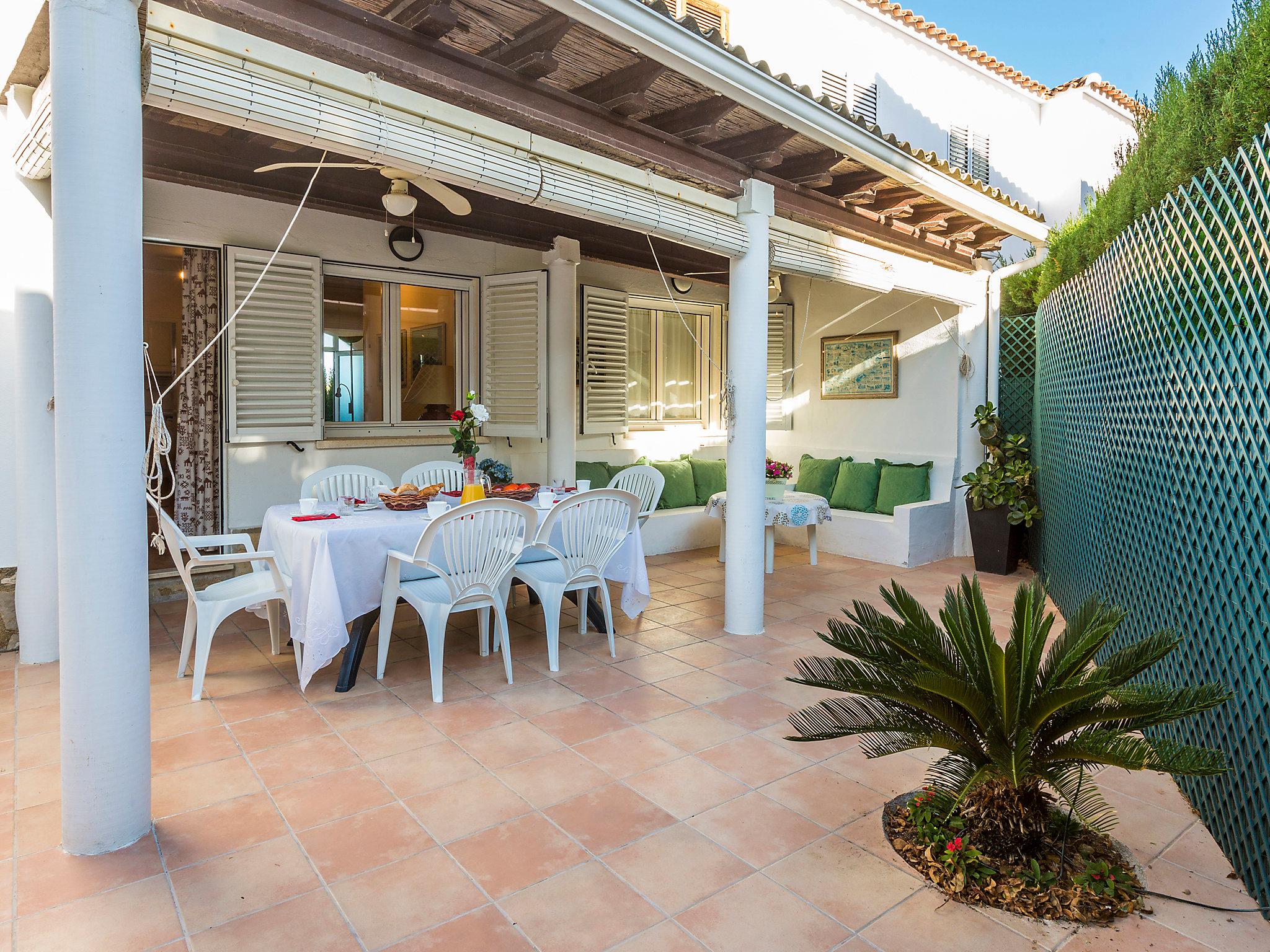 Photo 4 - 3 bedroom Apartment in Oliva with swimming pool and garden