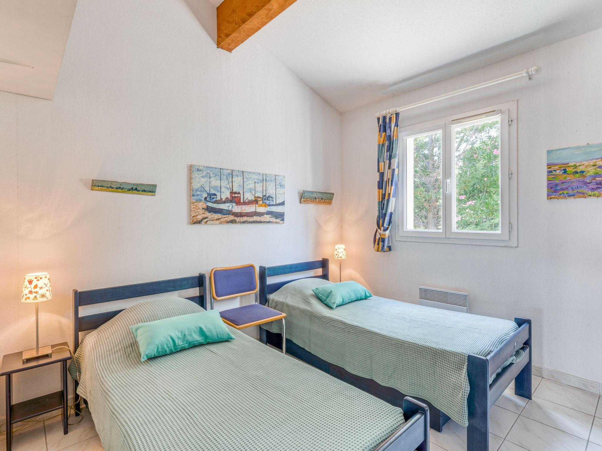Foto 13 - Haus mit 2 Schlafzimmern in Roquebrune-sur-Argens mit schwimmbad und blick aufs meer