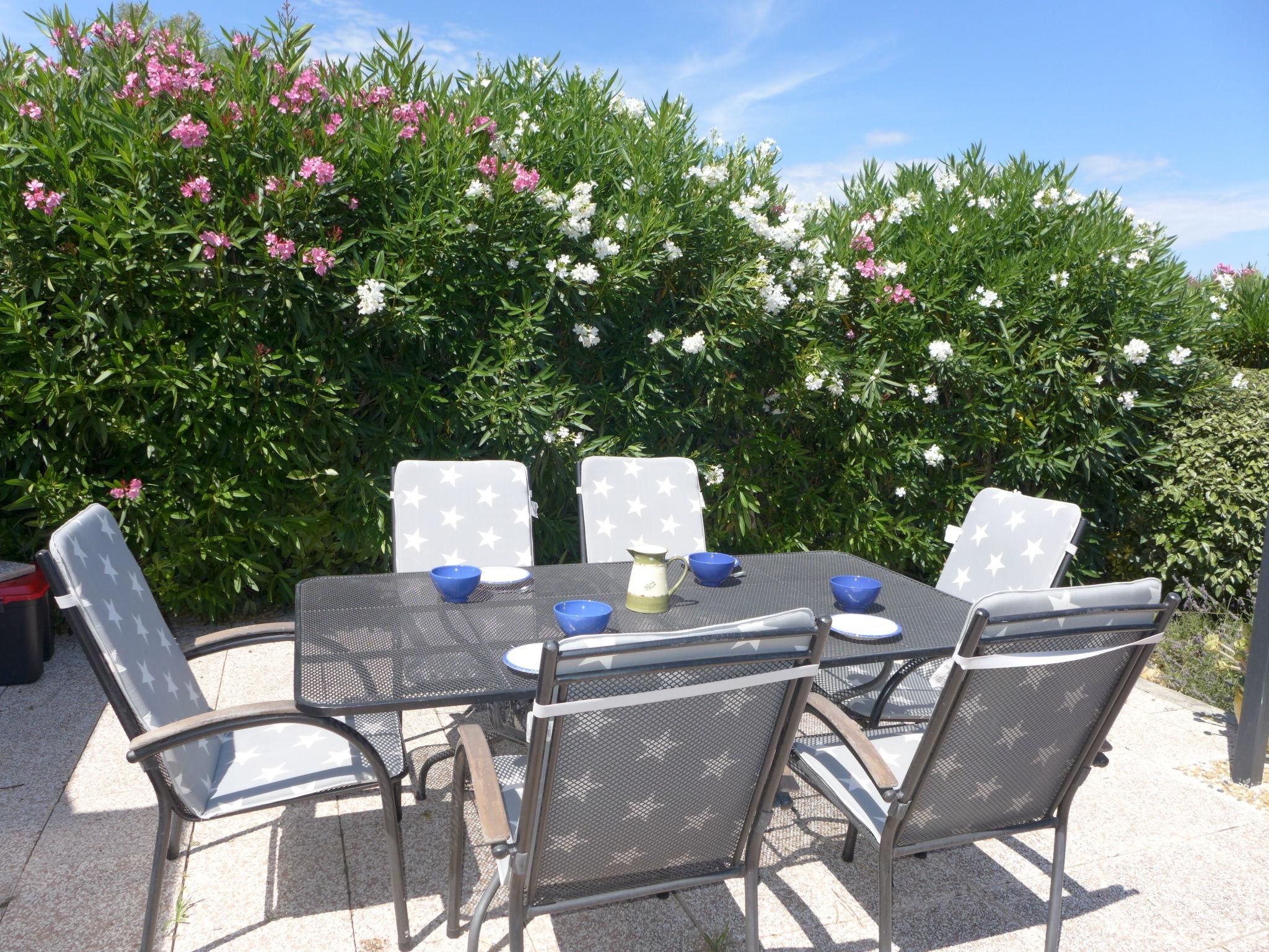 Photo 18 - Maison de 2 chambres à Roquebrune-sur-Argens avec piscine et vues à la mer