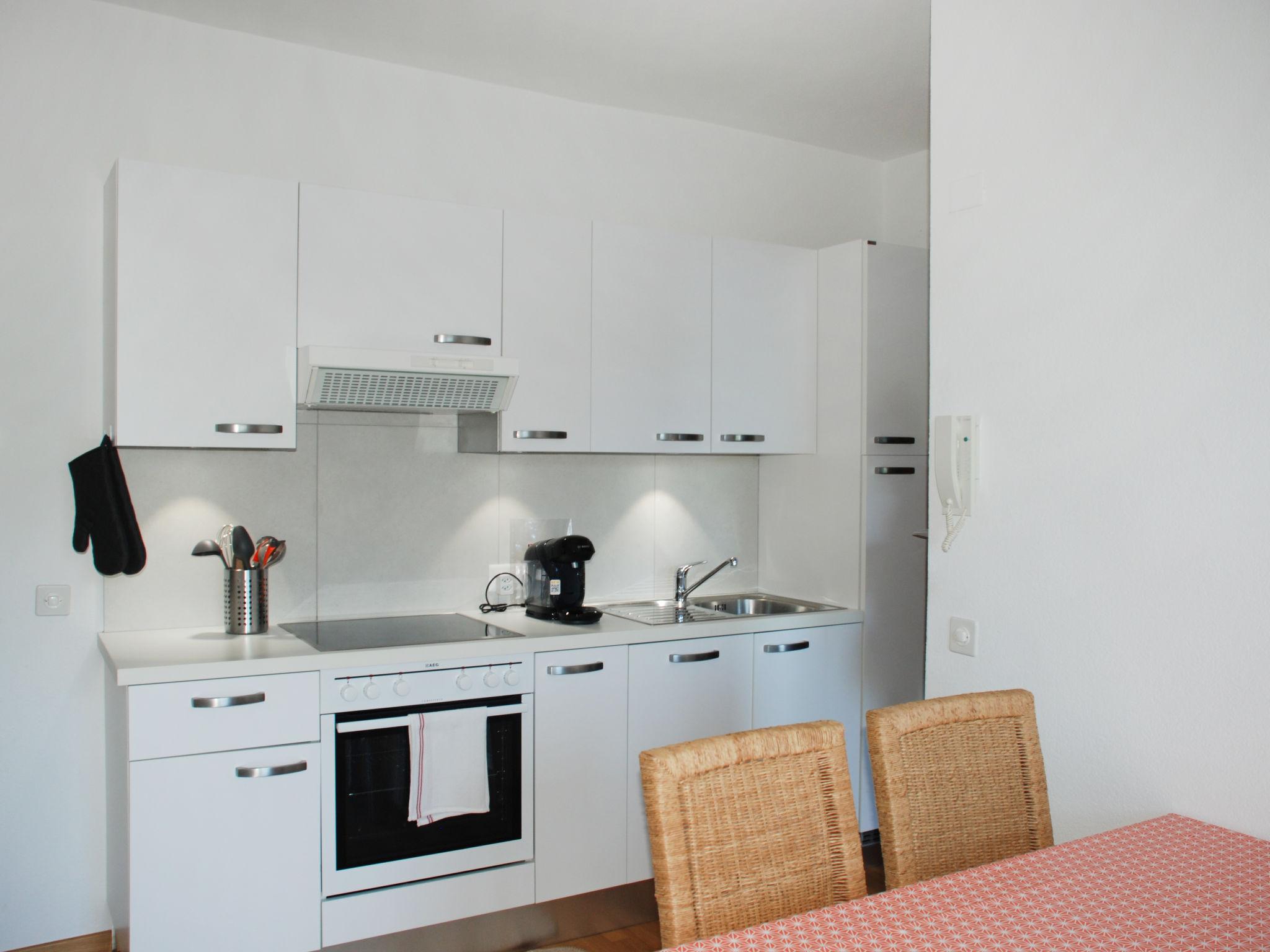 Foto 5 - Apartamento de 1 habitación en Brissago con terraza y vistas a la montaña