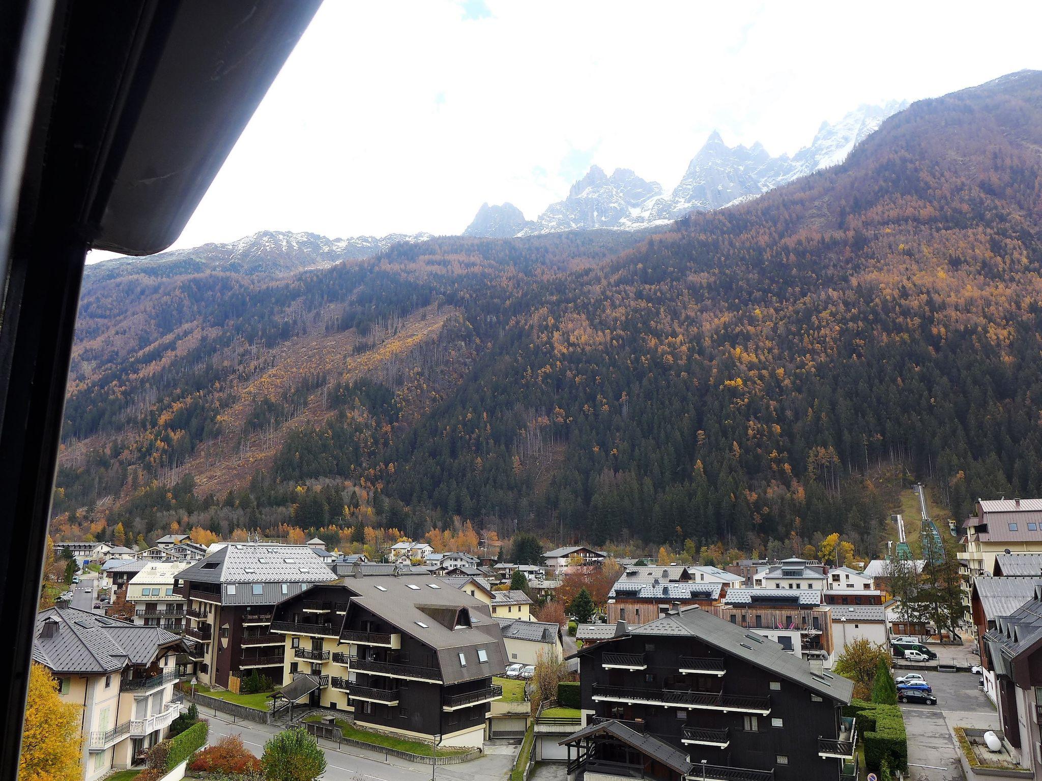 Foto 11 - Appartamento a Chamonix-Mont-Blanc con vista sulle montagne