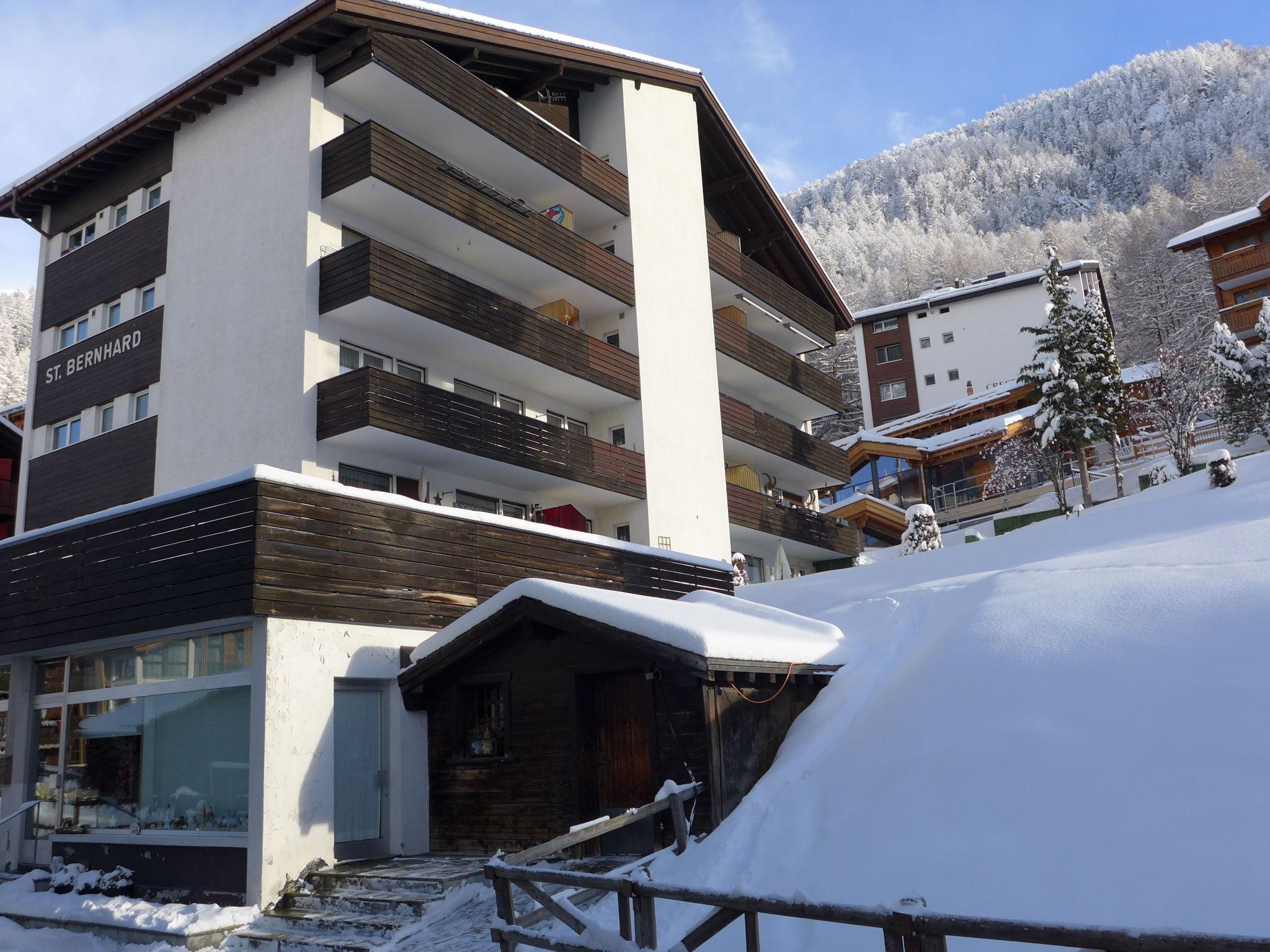 Foto 7 - Apartamento de 3 habitaciones en Zermatt con vistas a la montaña