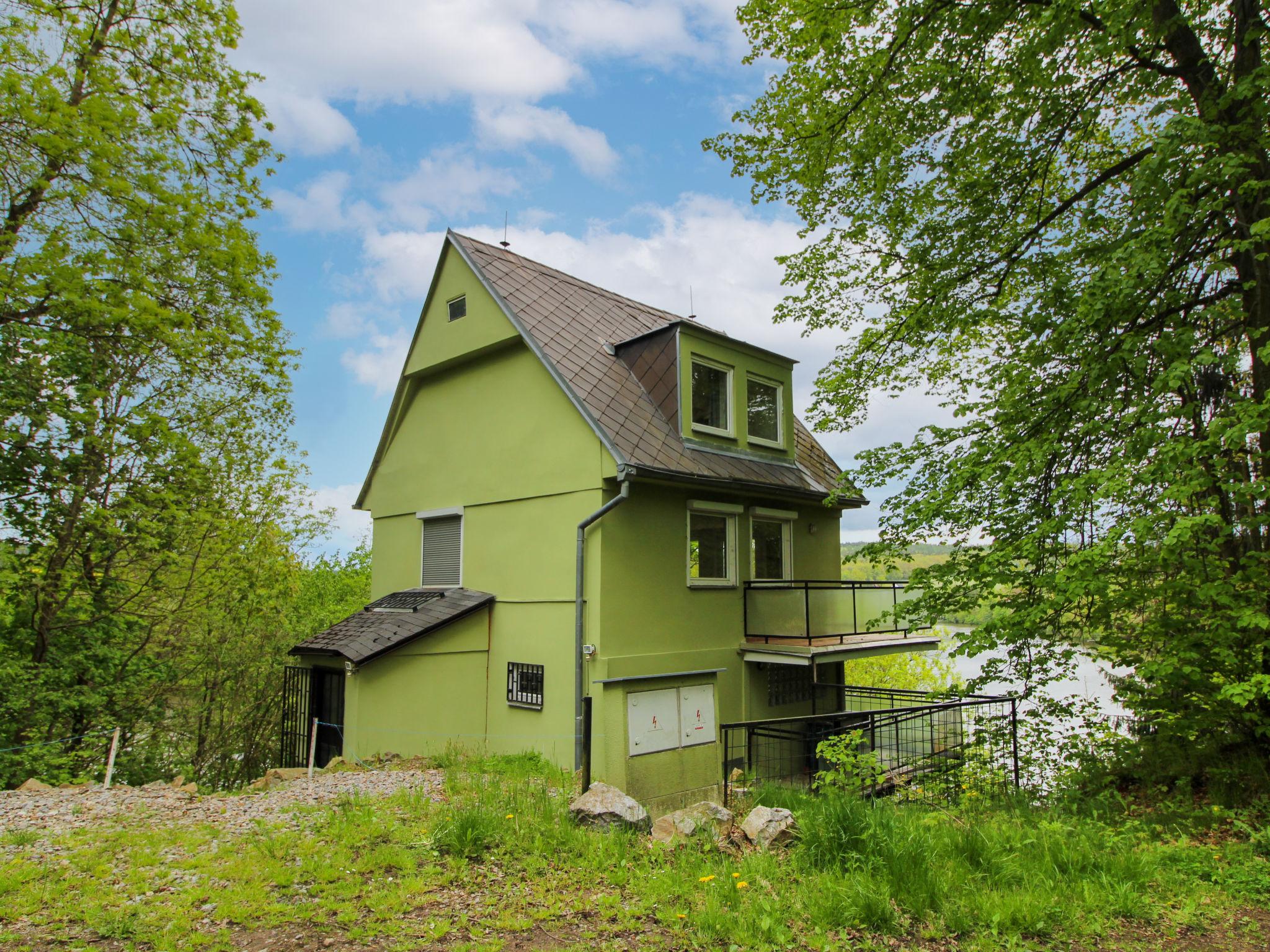 Photo 1 - Maison de 2 chambres à Všemyslice avec jardin et terrasse