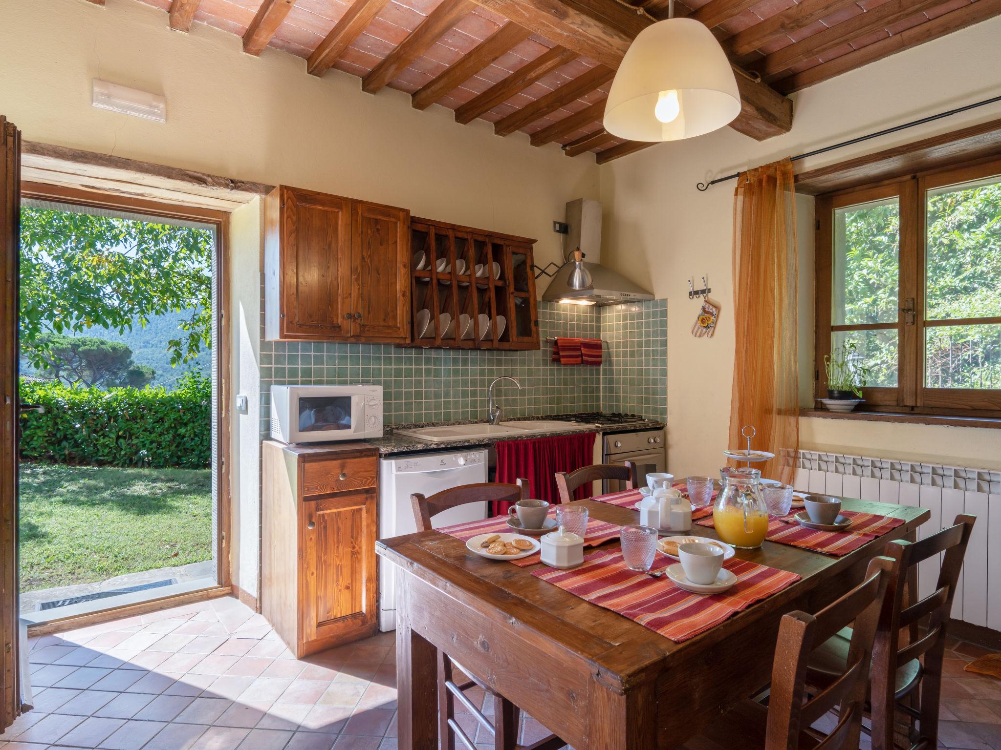 Photo 7 - 6 bedroom House in Cortona with private pool and garden