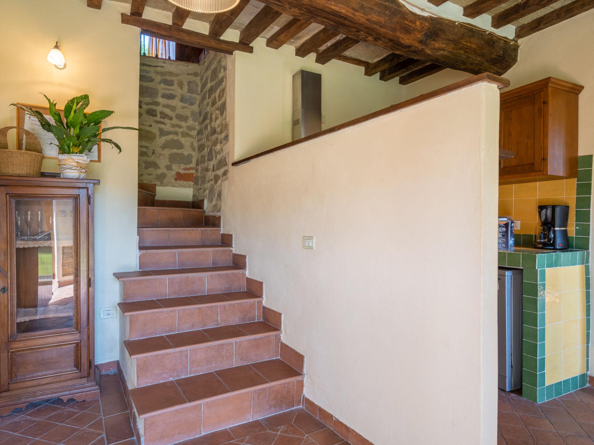 Foto 9 - Casa de 6 quartos em Cortona com piscina privada e jardim