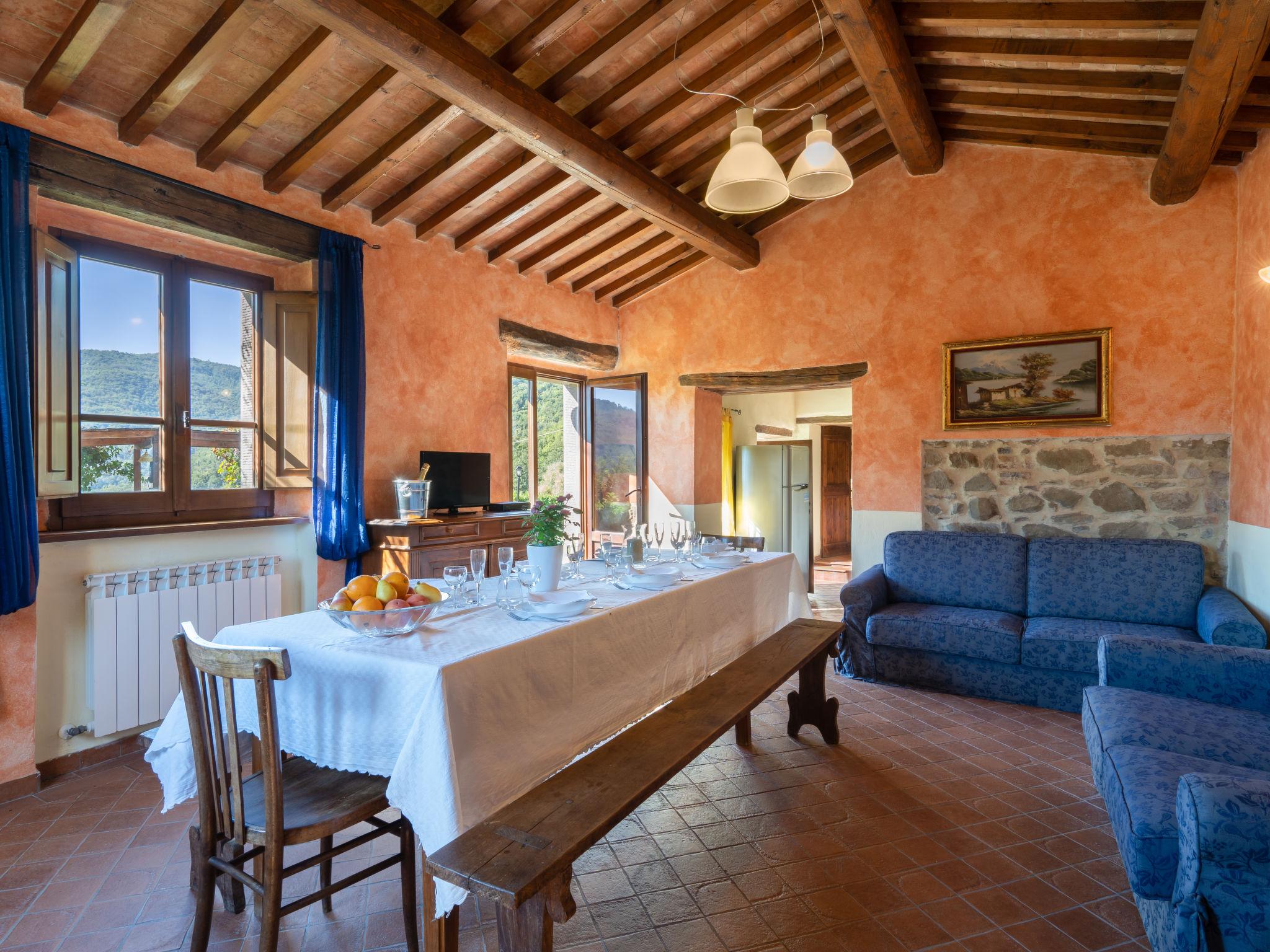 Foto 4 - Haus mit 6 Schlafzimmern in Cortona mit privater pool und garten