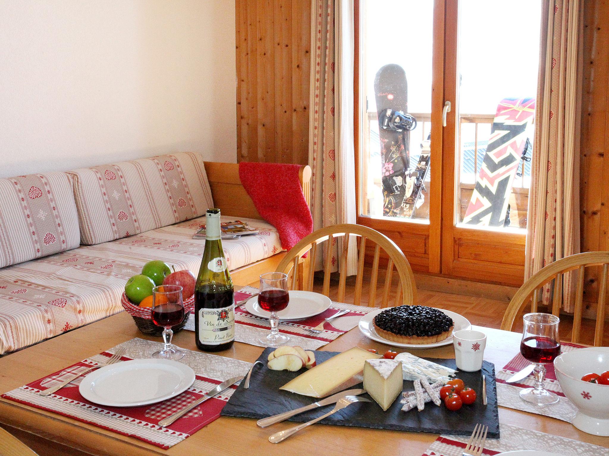 Photo 1 - Appartement de 2 chambres à Fontcouverte-la-Toussuire avec piscine et vues sur la montagne