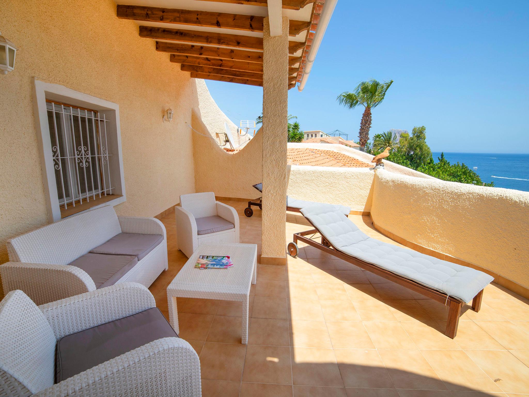 Photo 5 - 4 bedroom House in Calp with private pool and sea view