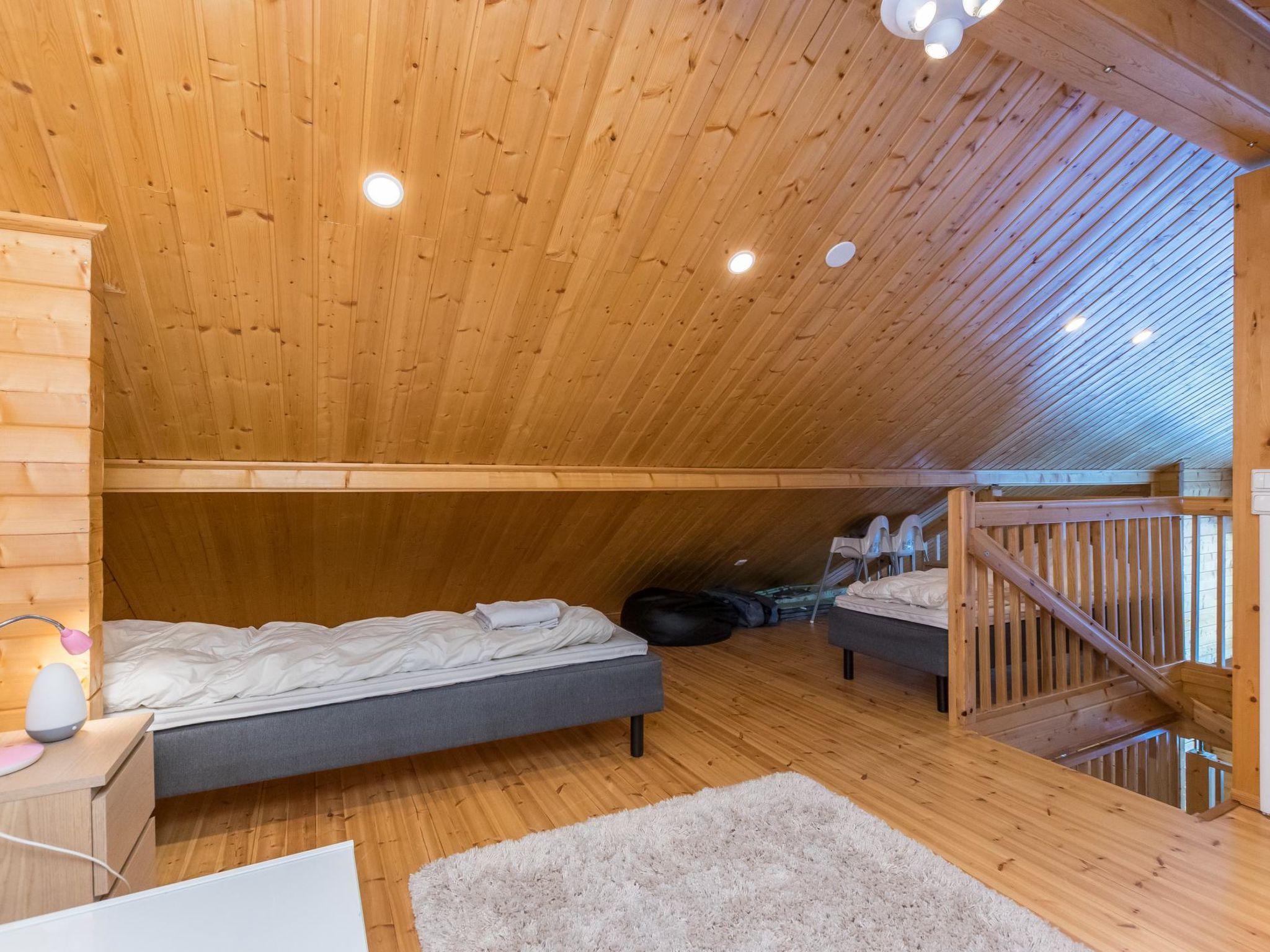 Foto 14 - Casa de 2 habitaciones en Hyrynsalmi con sauna