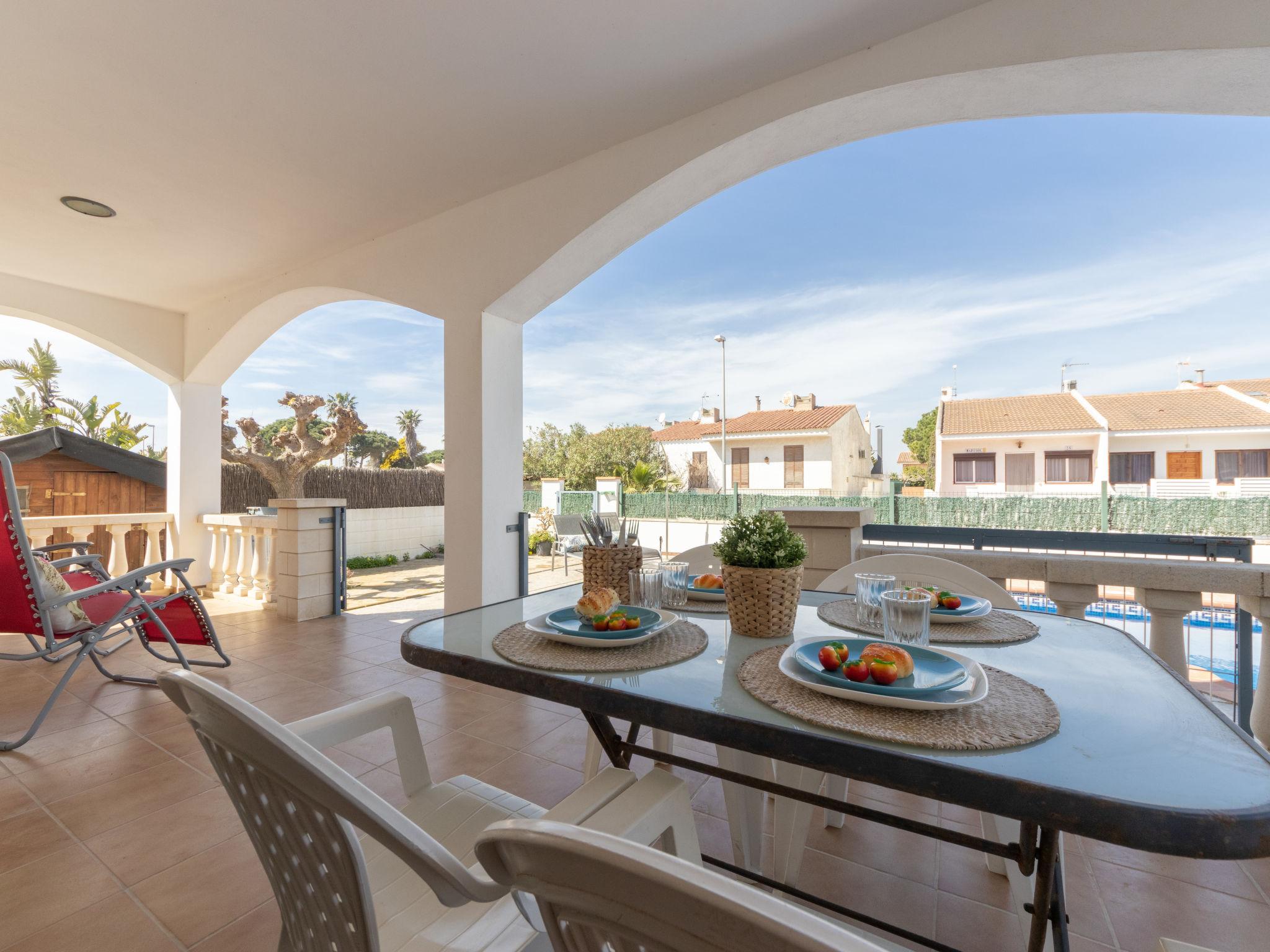 Foto 2 - Casa de 3 quartos em Deltebre com piscina privada e vistas do mar